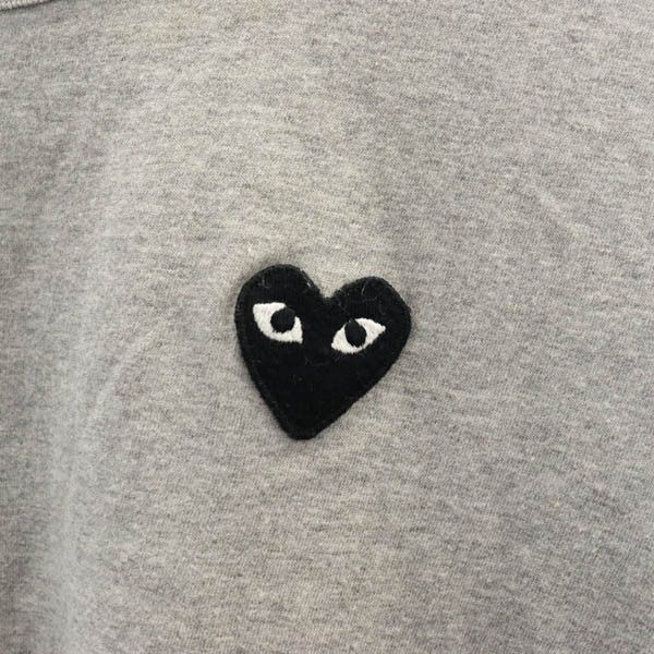 Comme des Garcons PLAY T-Shirts short sleeves one-point patch crew neck cotton Gray Size US M / EU 48-50 / 2 - 6 Thumbnail