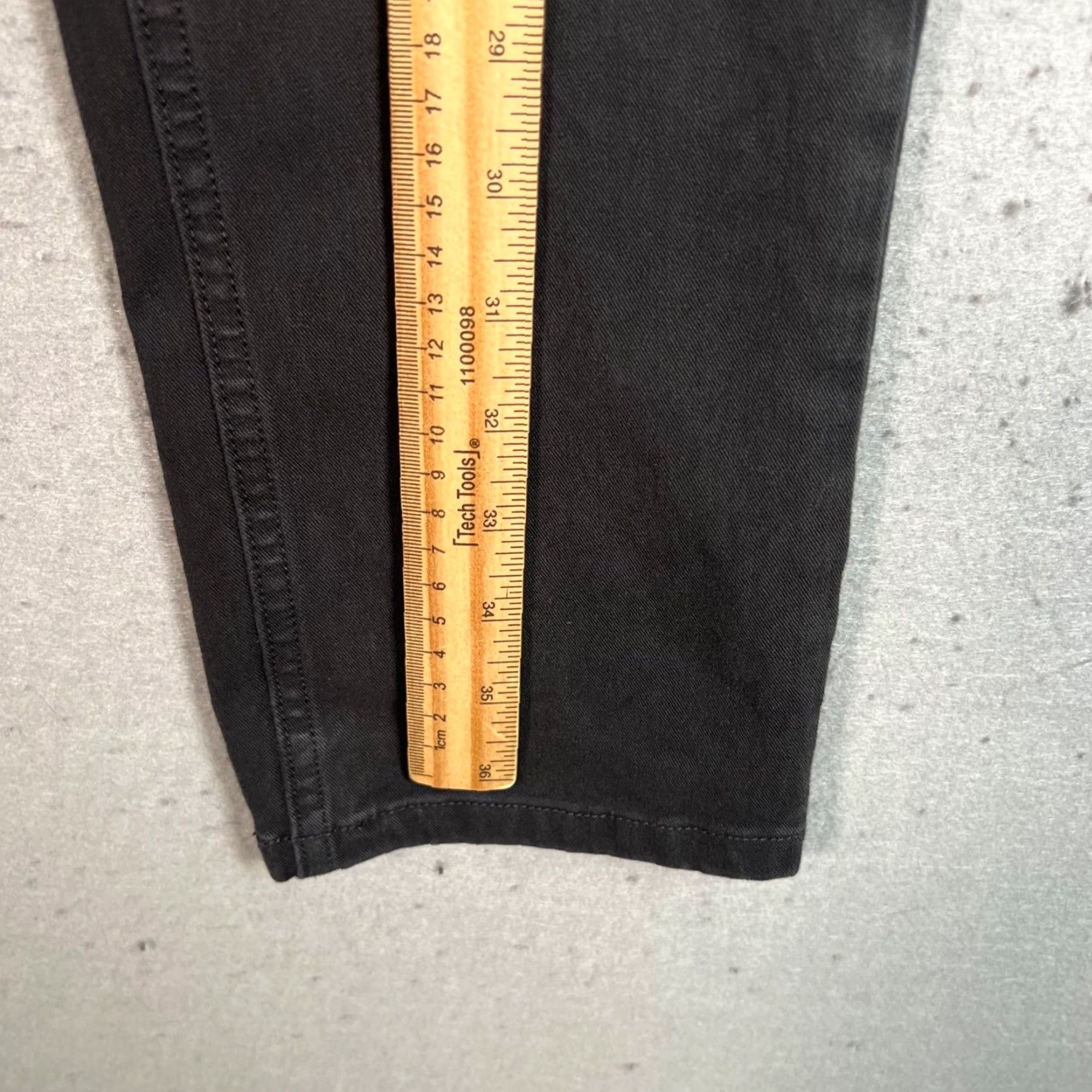 Everlane Everlane Jeans Mens 30 x 30 Slim Denim Black Cotton Blend 5-Pocket Modern Tapered Stretch Slimming Size US 30 / EU 46 - 6 Thumbnail