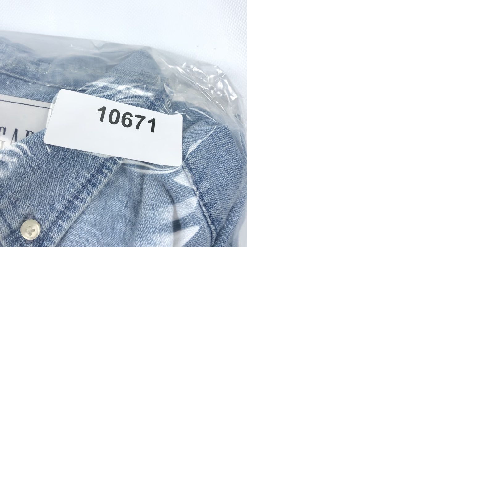 Gap GAP Men's Light Indigo Denim Button-Down Shirt Long Sleeve Casual Size L Model FA21 LS 1 PKT Size US L / EU 52-54 / 3 - 9 Thumbnail