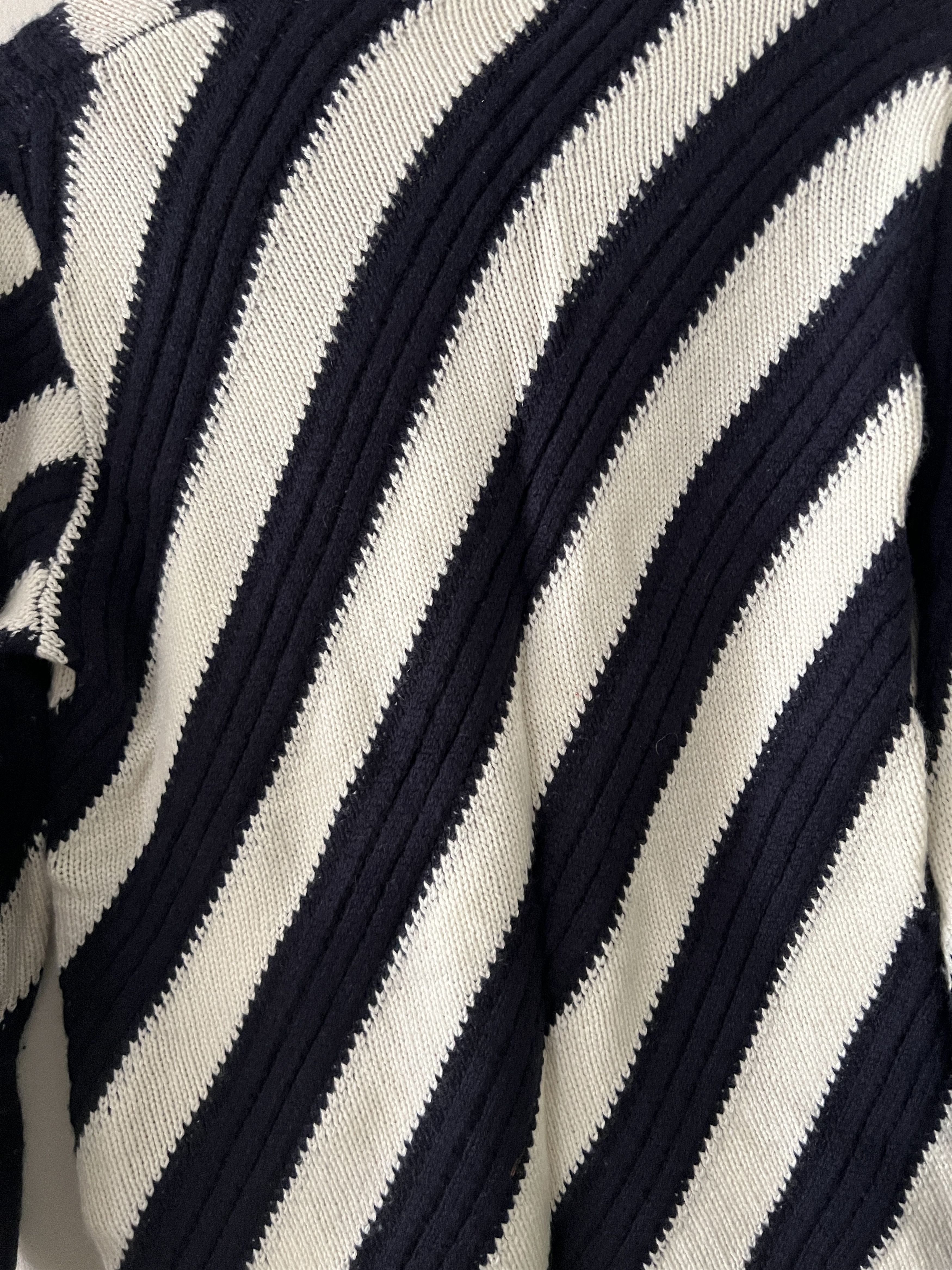 Prada Prada cashmere cable knit jumper Size US S / EU 44-46 / 1 - 8 Thumbnail