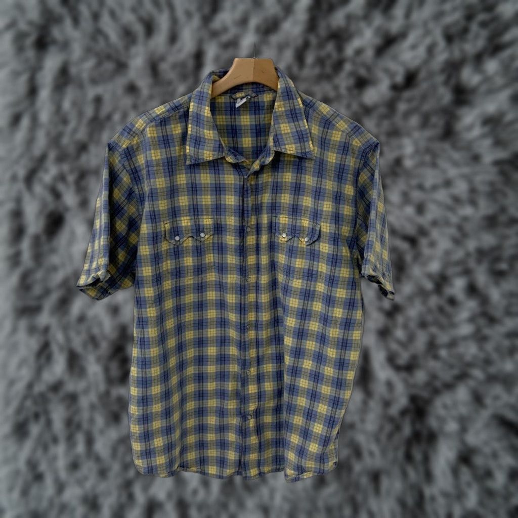 Gap Gap Factory Store Mens Plaid Shirt XLarge Extra Large Western Pearl Snaps Size US XL / EU 56 / 4 - 1 Thumbnail
