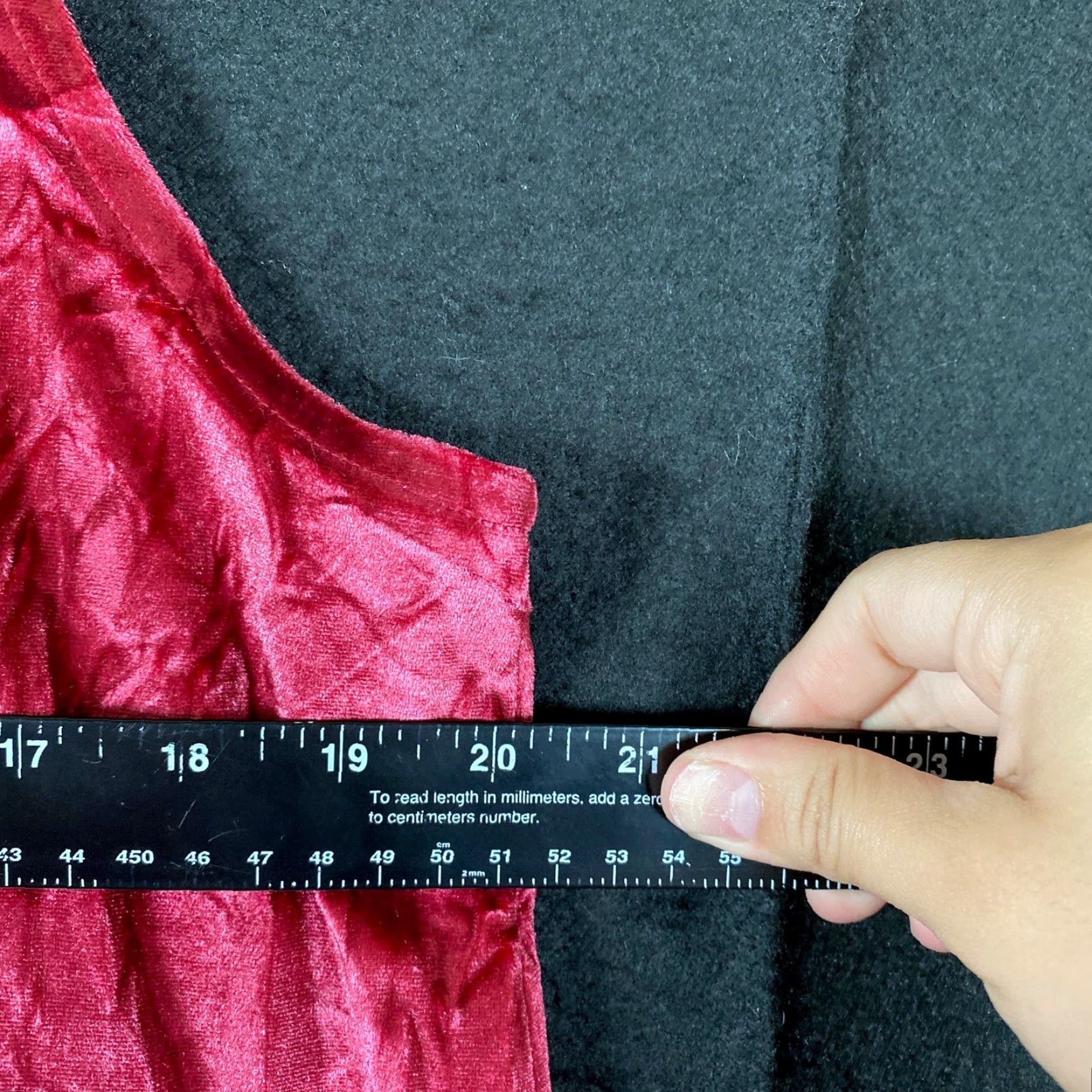 Loft LOFT Blouse Sleeveless Red Mock Neck Stretch Velvet Large Woman Casual Workwear Boho 80s Momcore Bohemian Solid Size L / US 10 / IT 46 - 7 Thumbnail