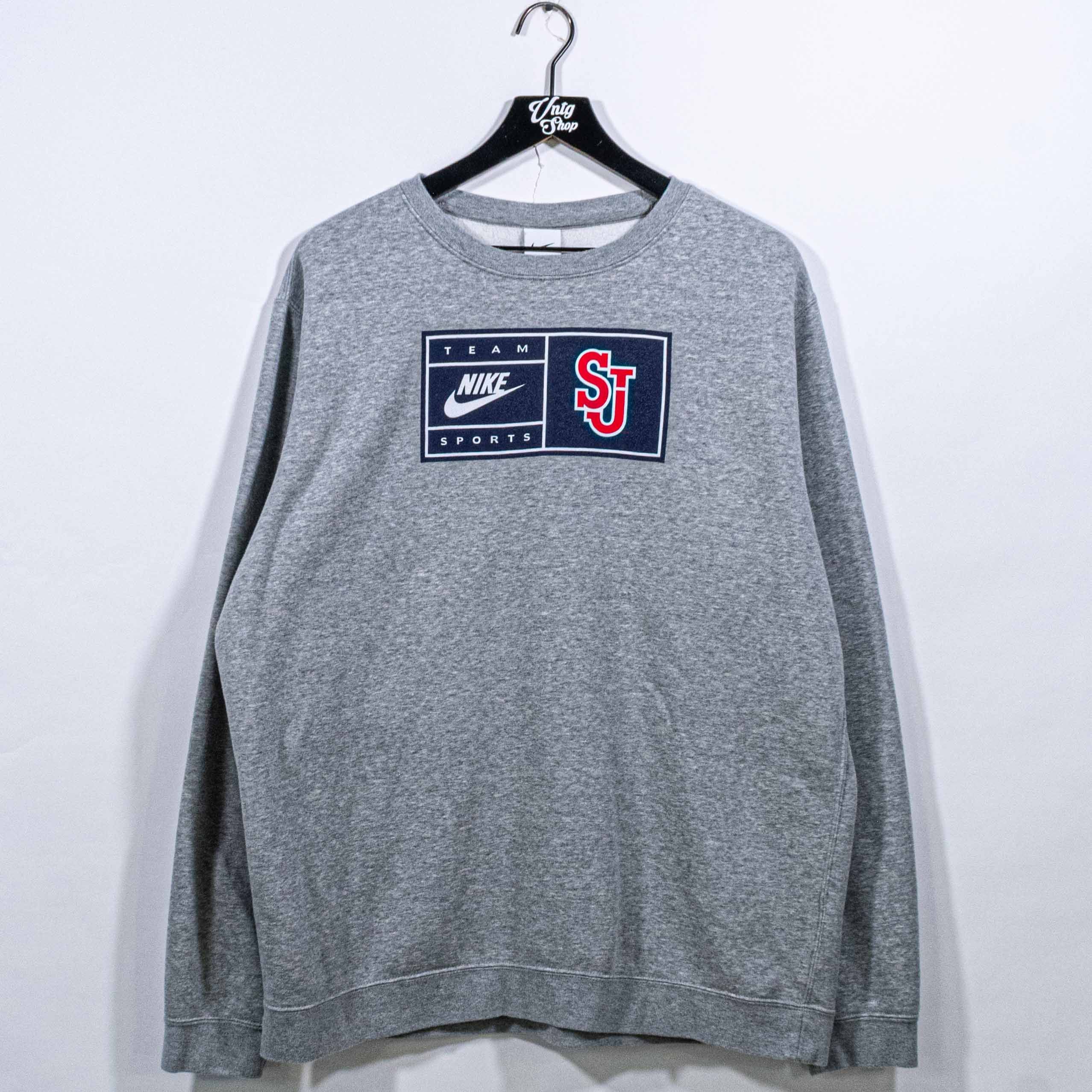 NWT Y2K Nike Spell Out Center Swoosh Silver Bar Tag Crewneck