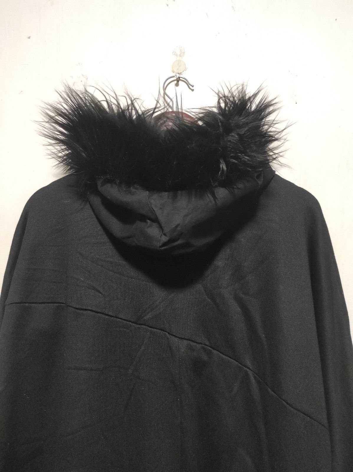 Japanese Brand Yidaepai Oversized Asymmetrical zip fur hoodie LGB style Size US XL / EU 56 / 4 - 12 Thumbnail