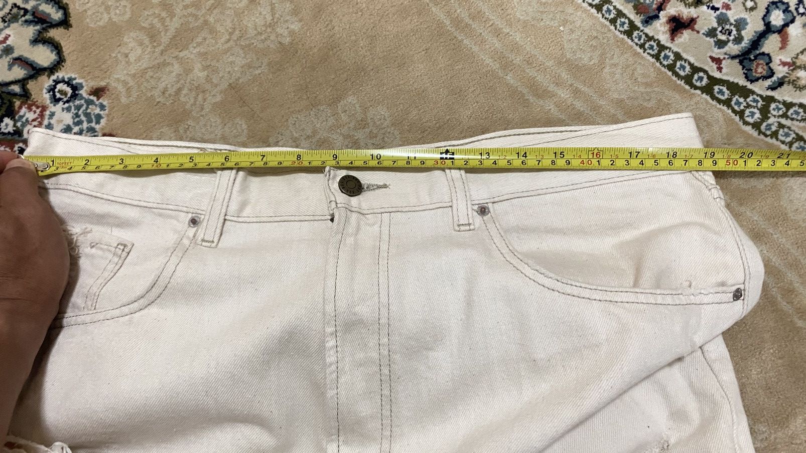 Bdg BDG High Rise Baggy Jeans with Distressed Denim Size US 38 / EU 54 - 11 Thumbnail