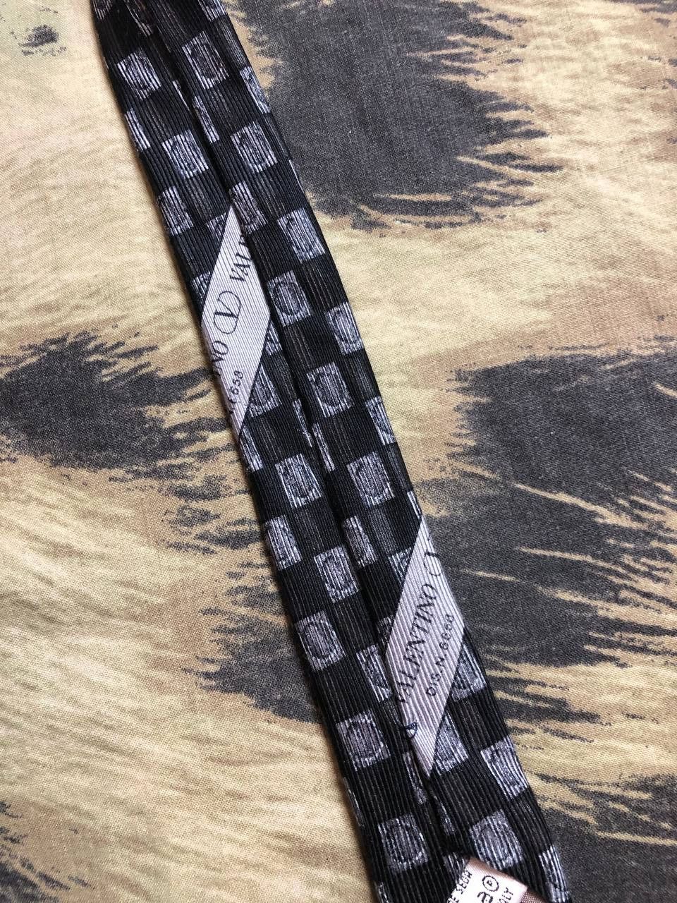 Valentino Valentino Cravatte Geometric Pattern Silk Tie Size ONE SIZE - 9 Thumbnail
