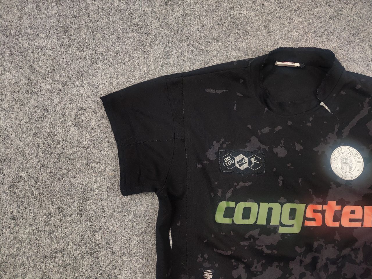 Vintage FC St. Pauli DoYou football jersey 2006/07 Congster T Shirt Size US L / EU 52-54 / 3 - 3 Thumbnail
