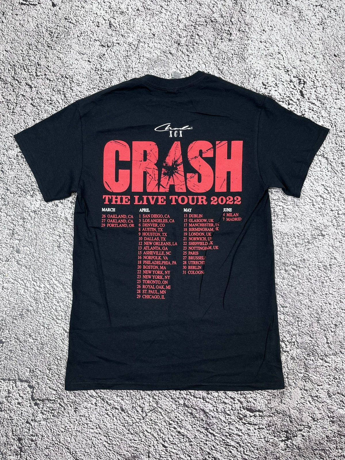 Band Tees Charli XCX Crash The Live Tour 2022 Tee USA Rare Size US S / EU 44-46 / 1 - 5 Thumbnail