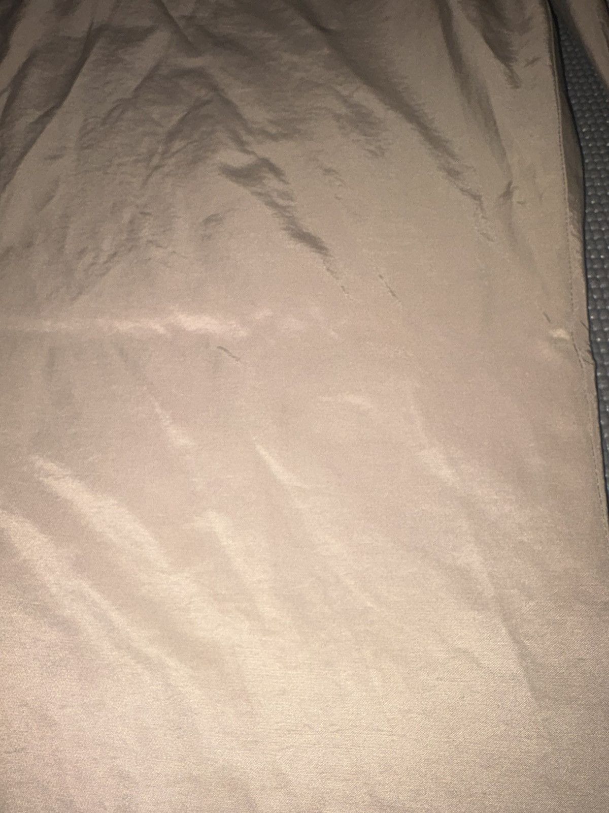 Robert Geller Robert Geller shimmer beige pants Size US 33 - 7 Thumbnail