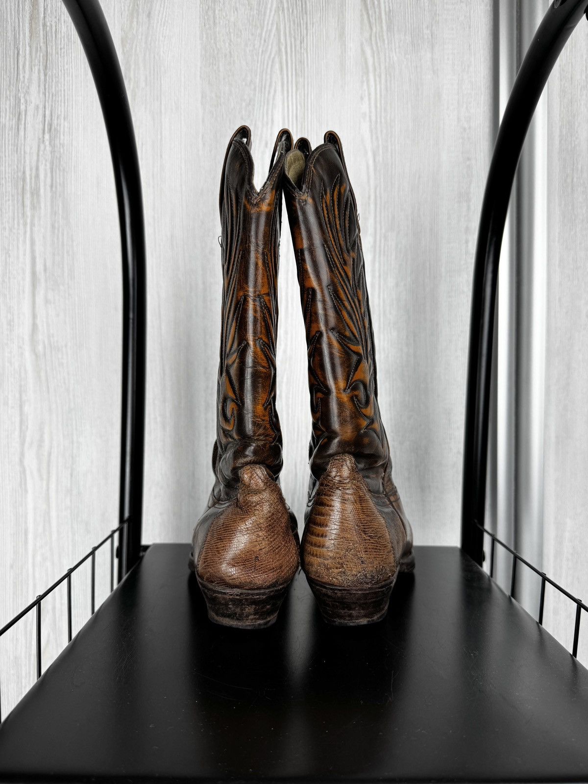 Cowboy Equipment Vintage Cowboy Western Leather Faded distressed boots sz 38 Size US 8 / IT 38 - 9 Thumbnail