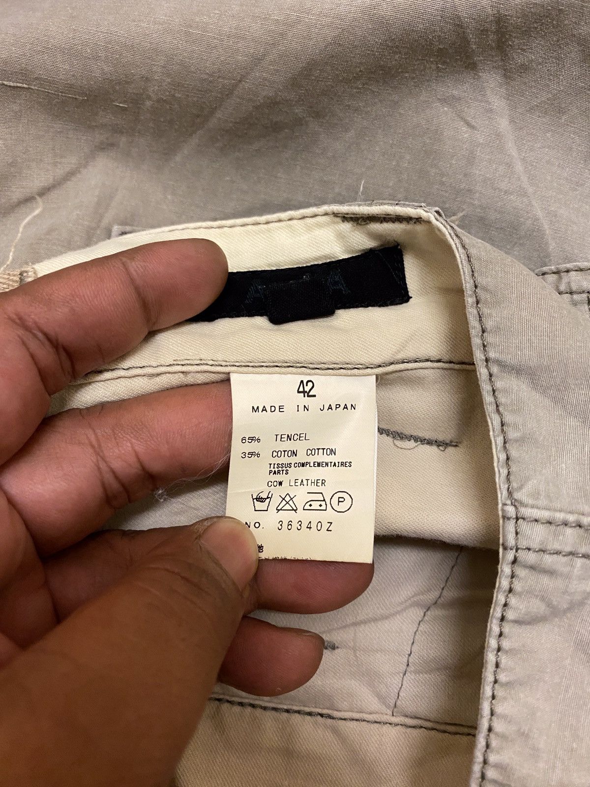 Japanese Brand And A Cargo Pants With Leather Detailing Size US 31 - 12 Thumbnail