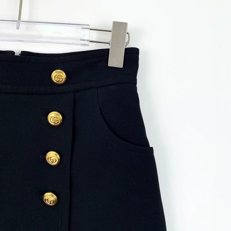 Gucci Gucci Black double-breasted gold-buttoned silk casual skirt Size 25" / US 0 / IT 36 - 3 Thumbnail