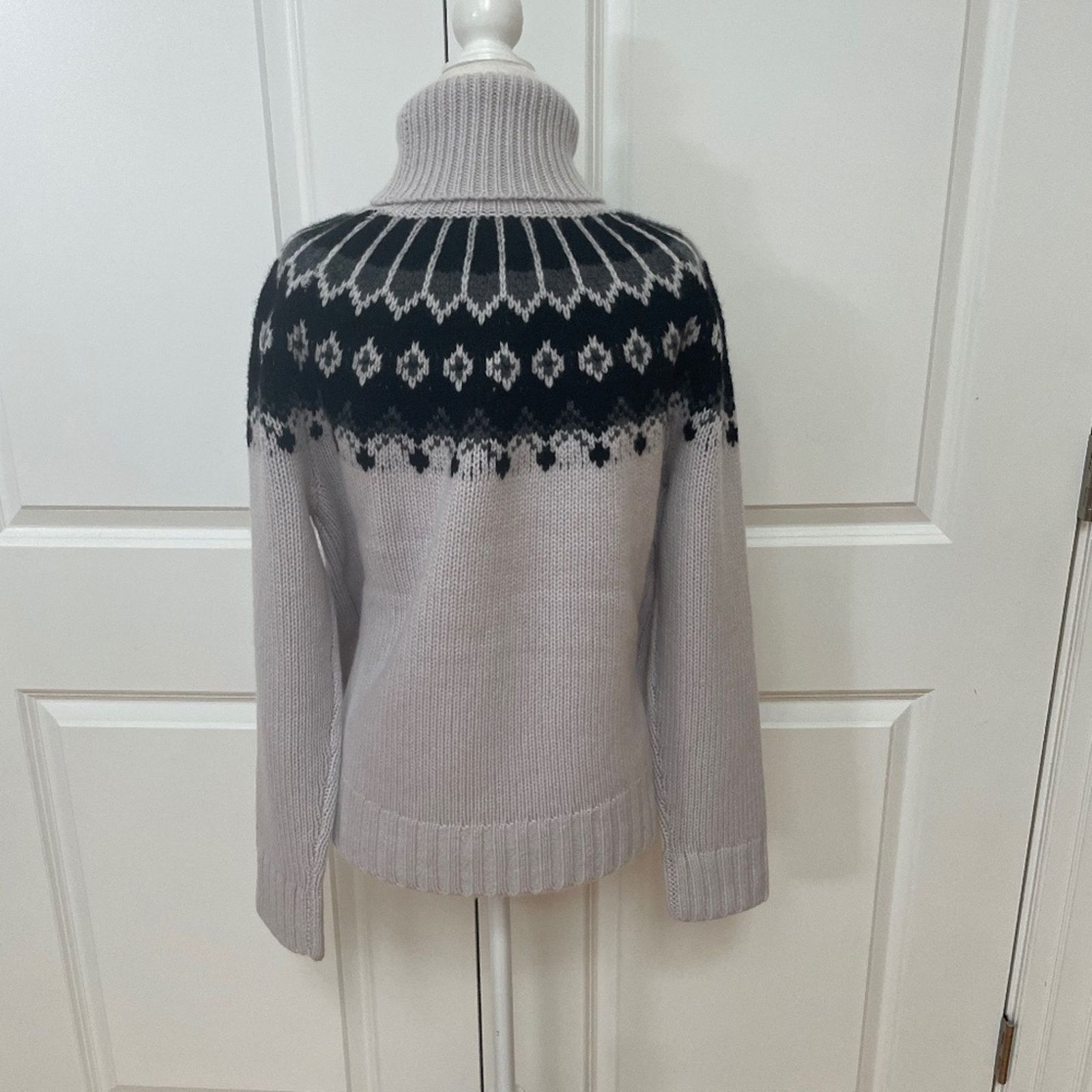 NakedCashmere JOLENE PATTERN TURTLENECK CASHMERE SWEATER NAKEDCASHMERE Size L / US 10 / IT 46 - 8 Thumbnail