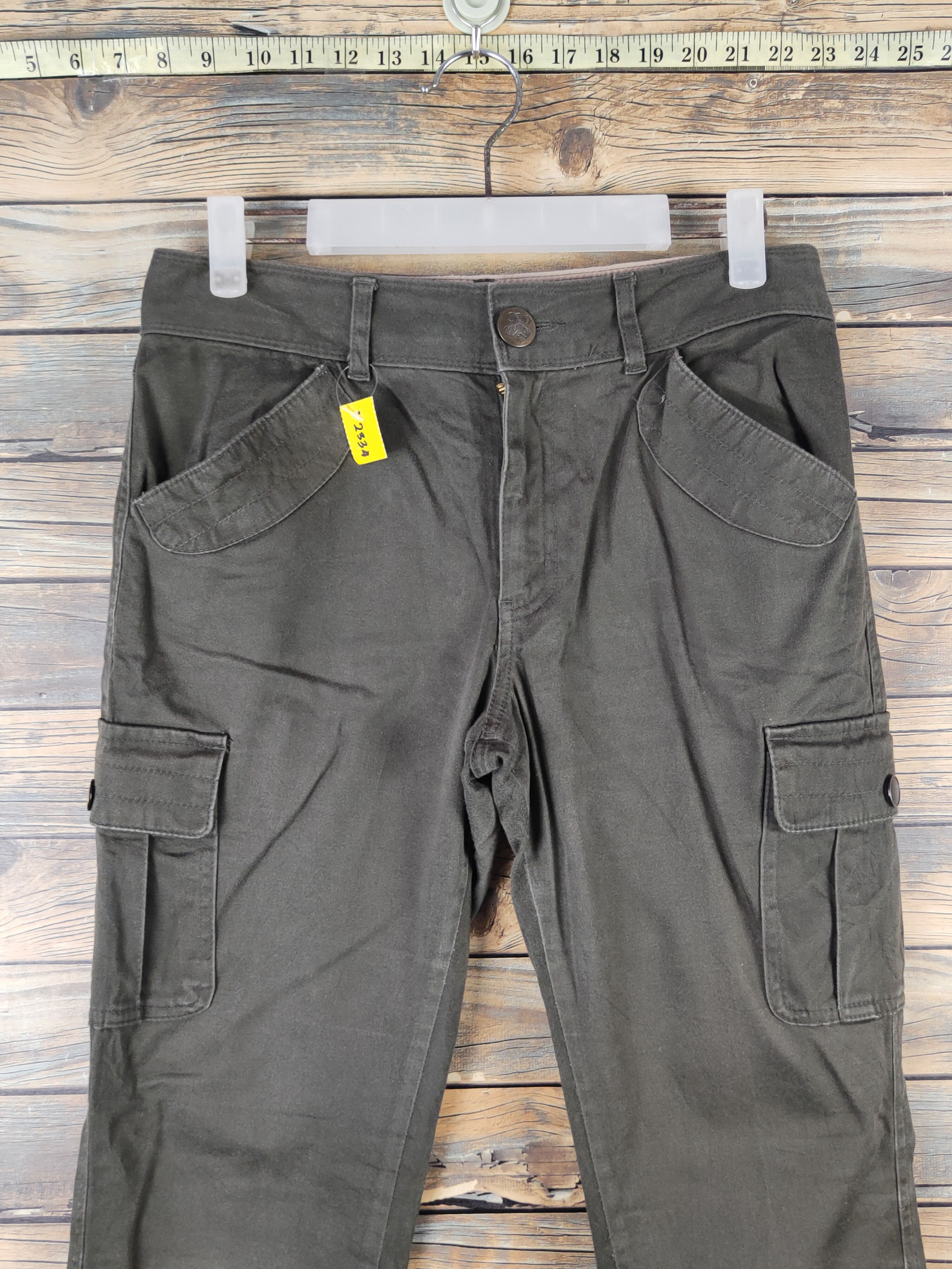 Japanese Brand DL Japanese Brand Dark Olive Multipocket Cargo Pants #2334 Size 28" / US 6 / IT 42 - 2 Thumbnail