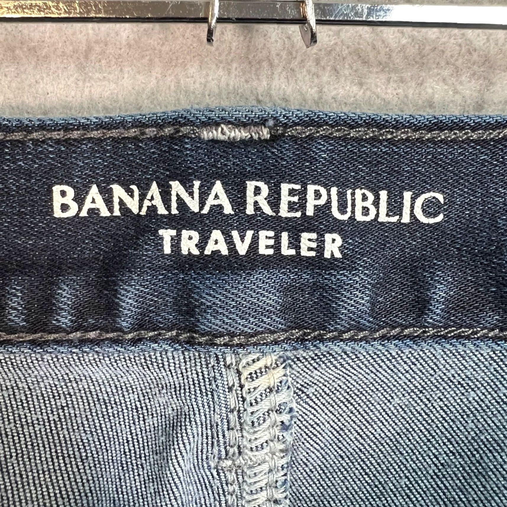 Banana Republic Banana Republic Slim Fit Traveler Jeans Blue Denim Mens Size 30 Size US 30 / EU 46 - 3 Thumbnail
