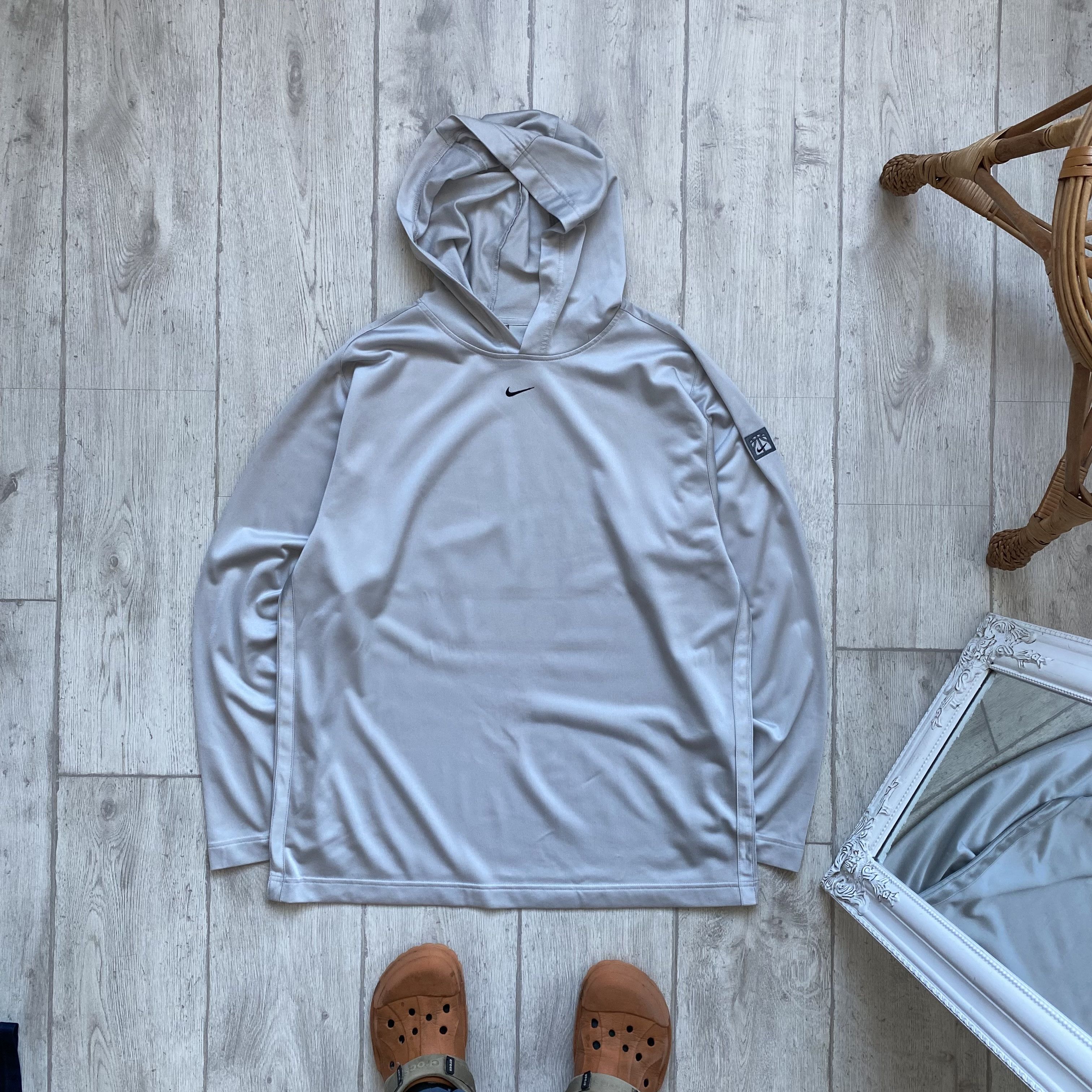Nike 🔥Vintage Nike Centr swoosh Light hoodie Court Silver tags Size US L / EU 52-54 / 3 - 1 Thumbnail