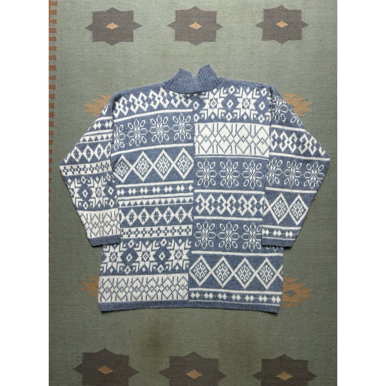 Vintage VINTAGE Nordic Icelandic blue white snowflake acrylic knit sweater Adult Large Sweater Mens White Size US L / EU 52-54 / 3 - 6 Thumbnail