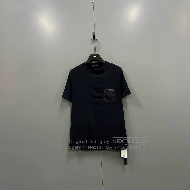 Prada Prada Black chest patch pocket round neck short sleeves Size US L / EU 52-54 / 3 - 2 Thumbnail