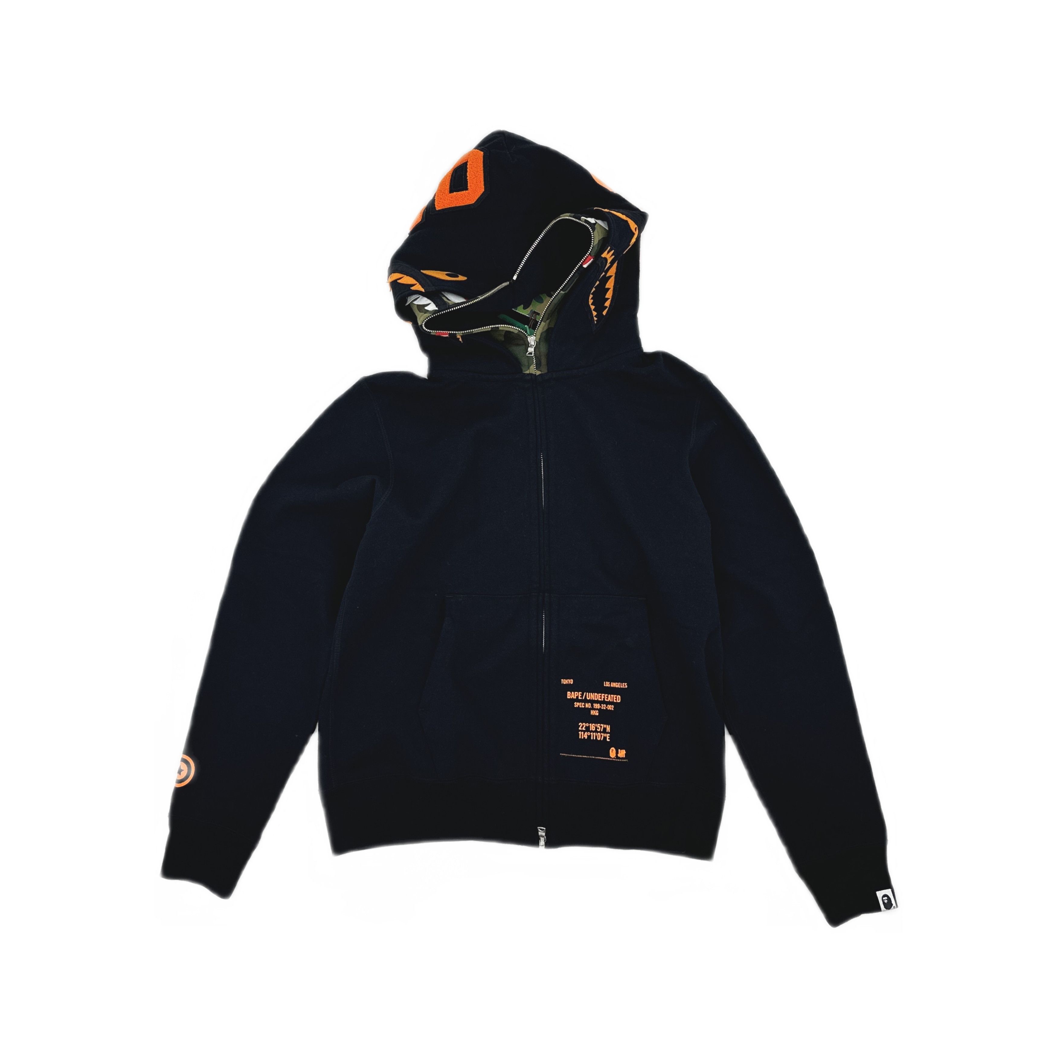 Bape A Bathing Ape x Undefeated Shark Hoodie Size M Size US M / EU 48-50 / 2 - 1 Thumbnail