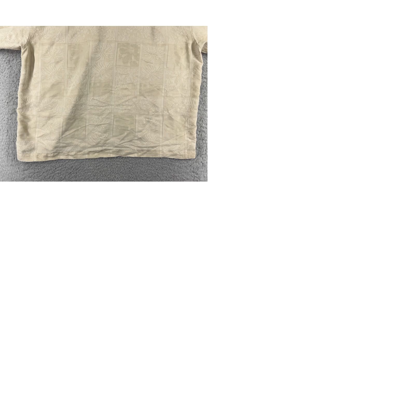 Quiksilver Quiksilver Shirt Mens XL Beige Floral Tile Button Up Rayon - Hawaiian, Floral, Short Sleeve, Button-Up, Regular Fit, Men Size US XL / EU 56 / 4 - 10 Thumbnail