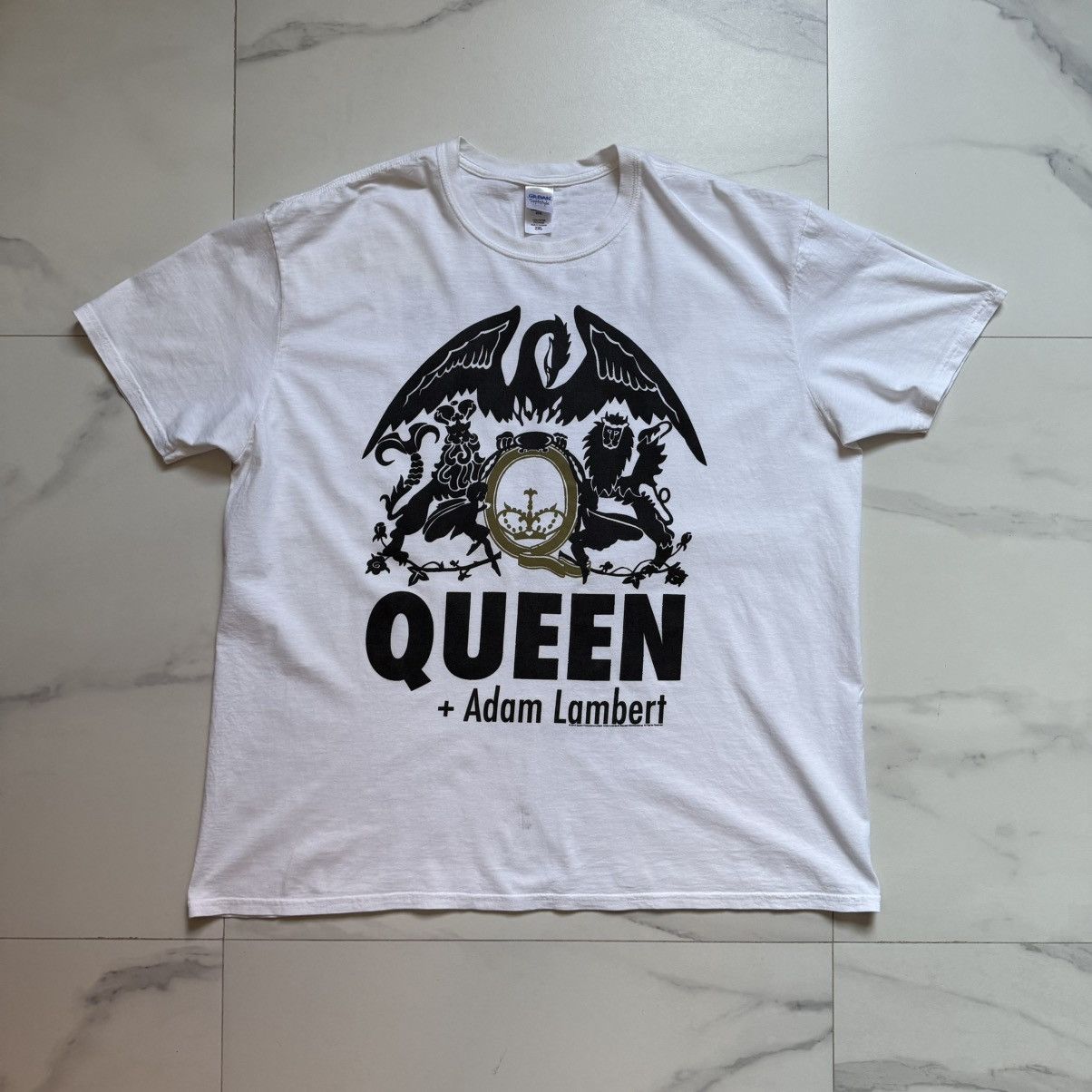 Gildan Queen + Adam Lambert In Concert 2014 Tee Size US XXL / EU 58 / 5 - 2 Thumbnail