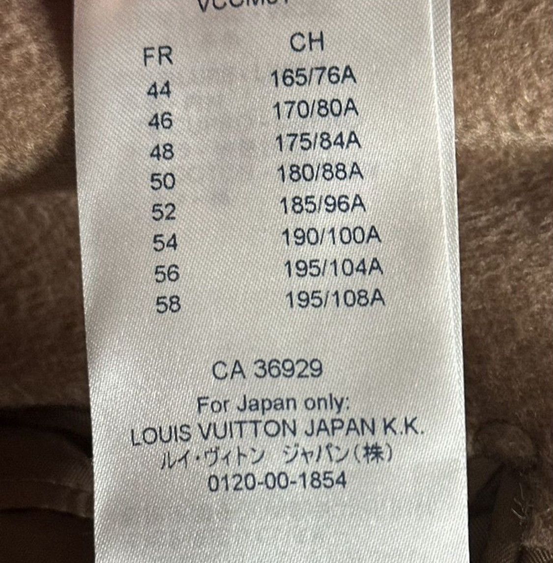 Louis Vuitton Louis Vuitton Double Breasted Wool Logo LV Button Heavy Coat Size US M / EU 48-50 / 2 - 8 Thumbnail