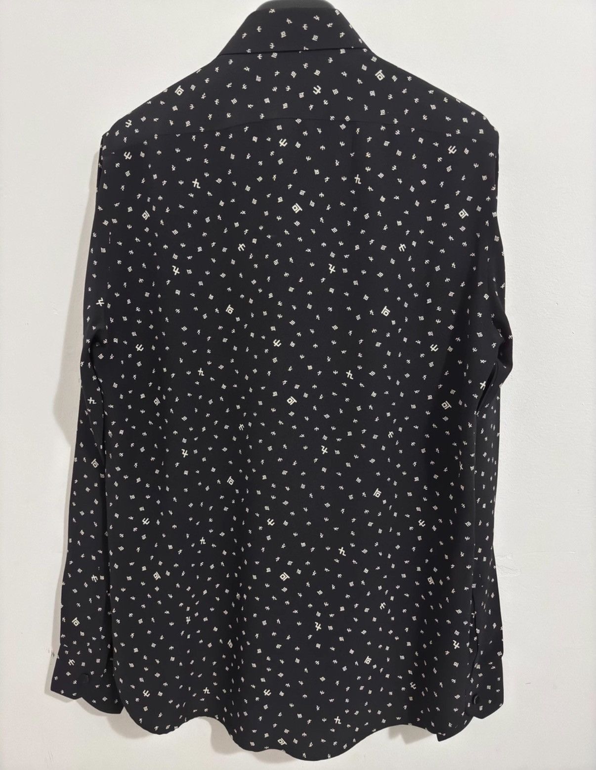 Saint Laurent Paris Saint Laurent 15SS Runway Shiny Silk Geometric Symbol Shirt Size US M / EU 48-50 / 2 - 2 Thumbnail