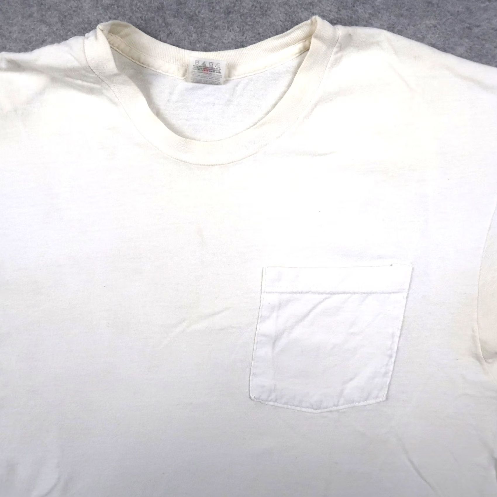 Fruit Of The Loom VINTAGE Fruit Of The Loom White Pocket T-Shirt Mens XL Shirt Regular Crew Neck Short Sleeve 1990s 90s USA USA Boys? Size US XL / EU 56 / 4 - 3 Thumbnail