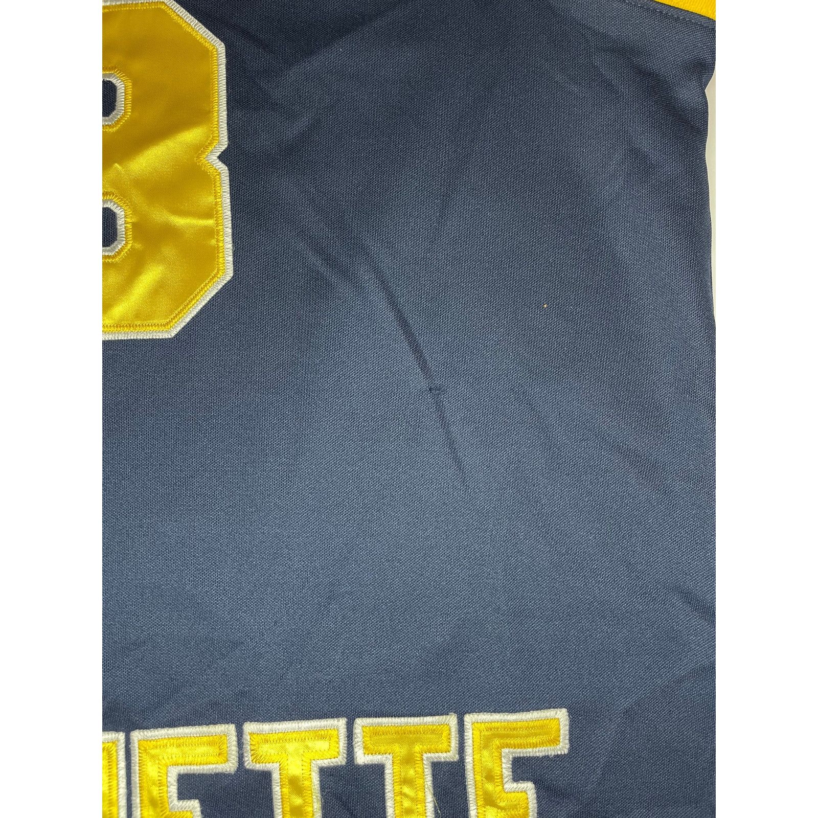 Nike Vintage Dwayne Wade Nike Marquette Jersey Size US M / EU 48-50 / 2 - 5 Thumbnail