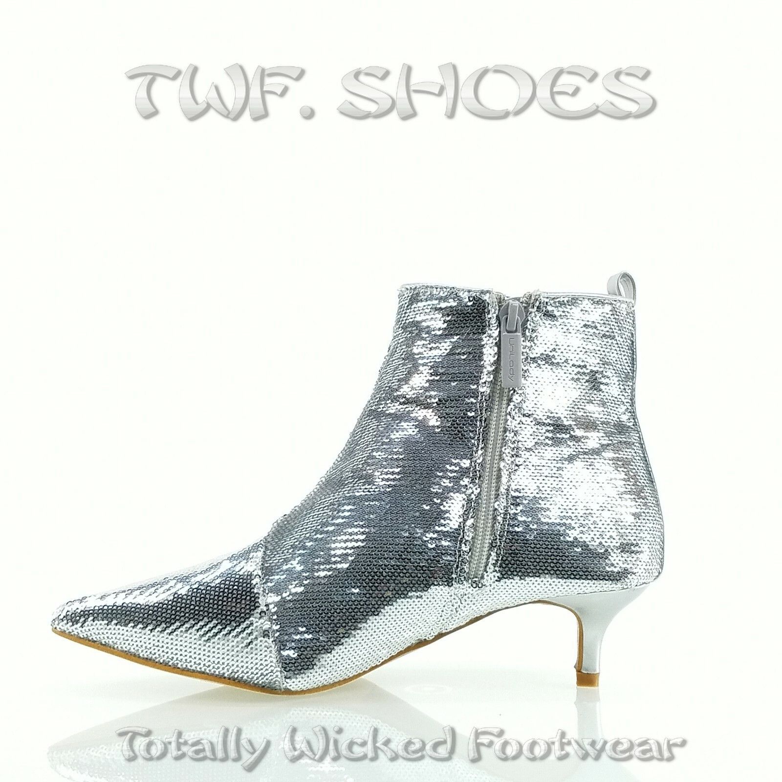 Other Harmoni Silver Sequin Pointy Toe 1.5" Kitten Heel Ankle Boot Size US 8 / IT 38 - 7 Thumbnail