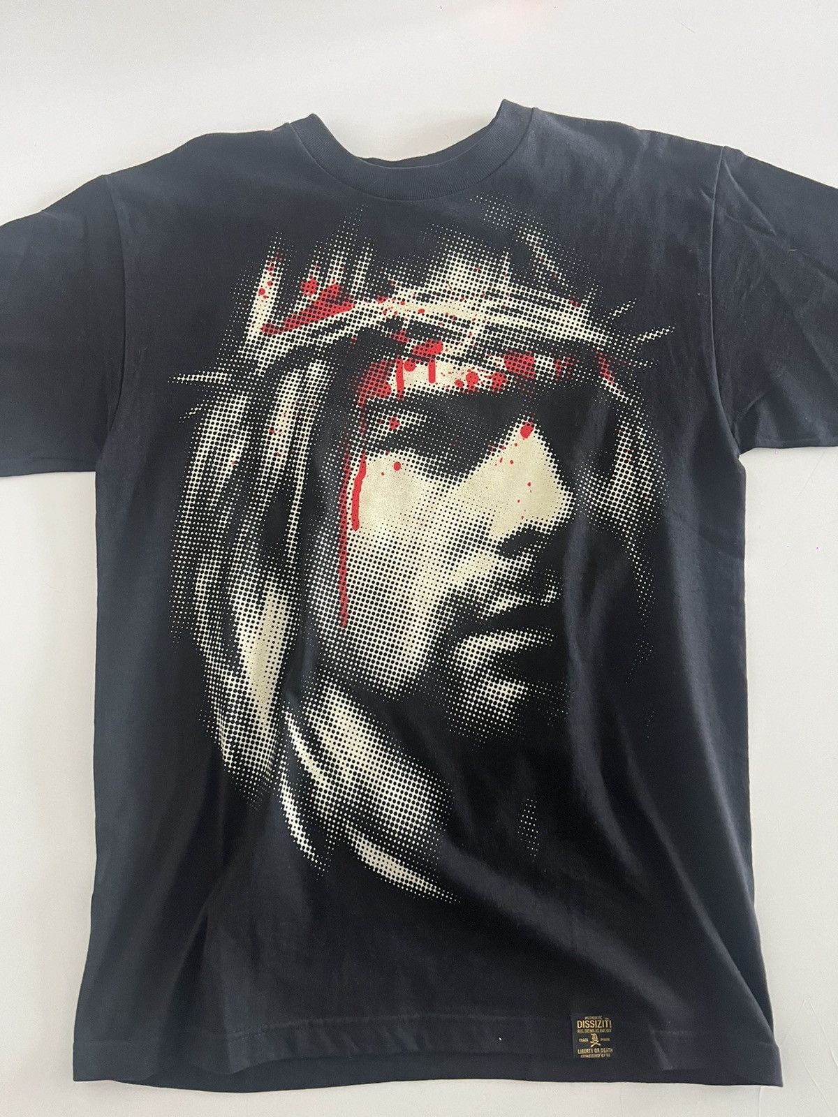 Dissizit Kurt Cobain x Courtney Love glow in the dark shirt Nirvana Size US M / EU 48-50 / 2 - 2 Thumbnail