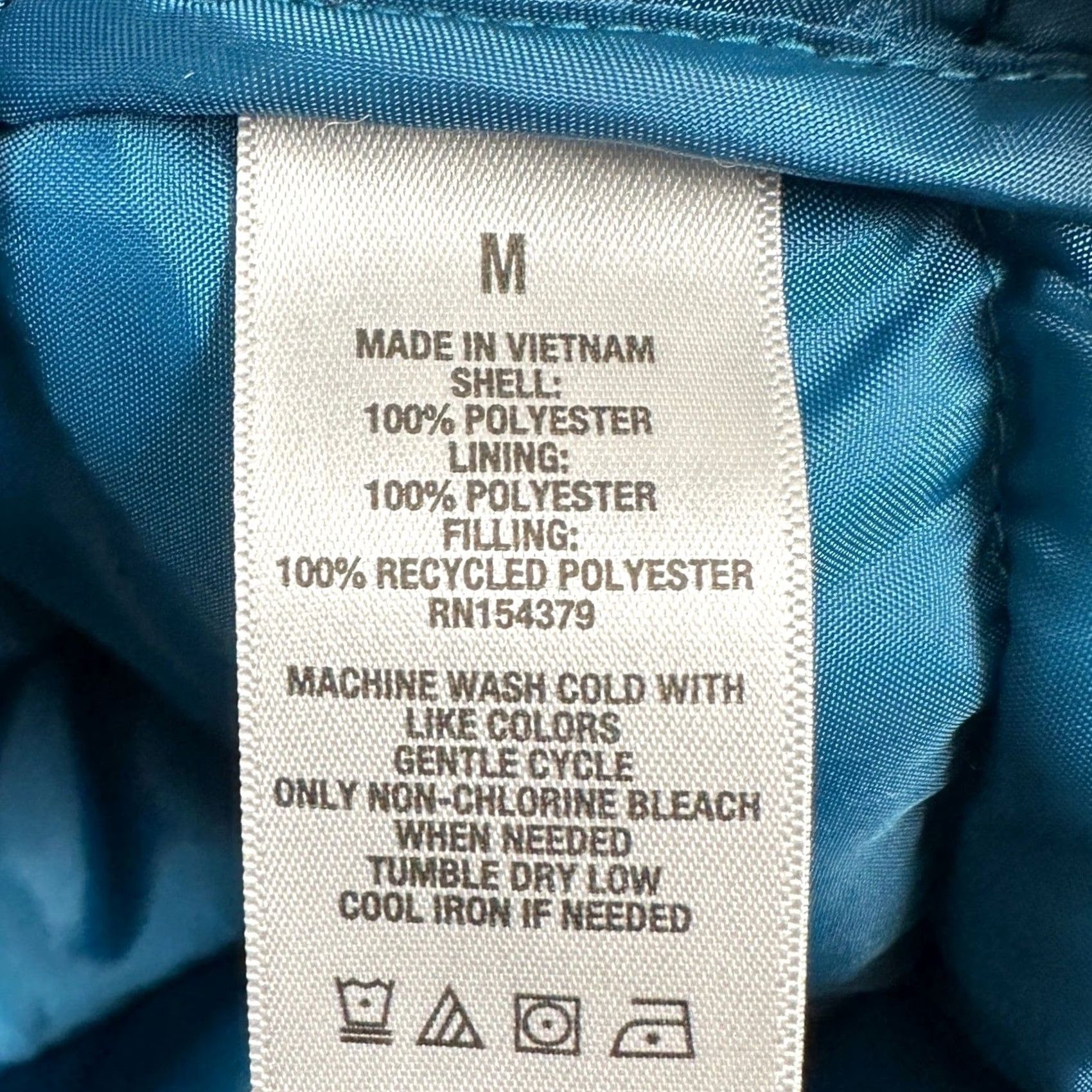 Aeropostale AeroPostale Remixed Down Puffer Vest Men M Blue Full Zip Pocket Outdoor EUC Size US M / EU 48-50 / 2 - 4 Thumbnail