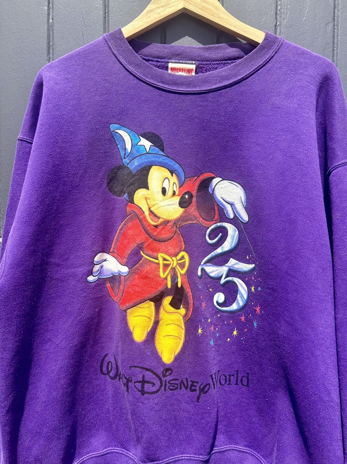 Disney 1996 Walt Disney World Sweater Size M / US 6-8 / IT 42-44 - 2 Thumbnail