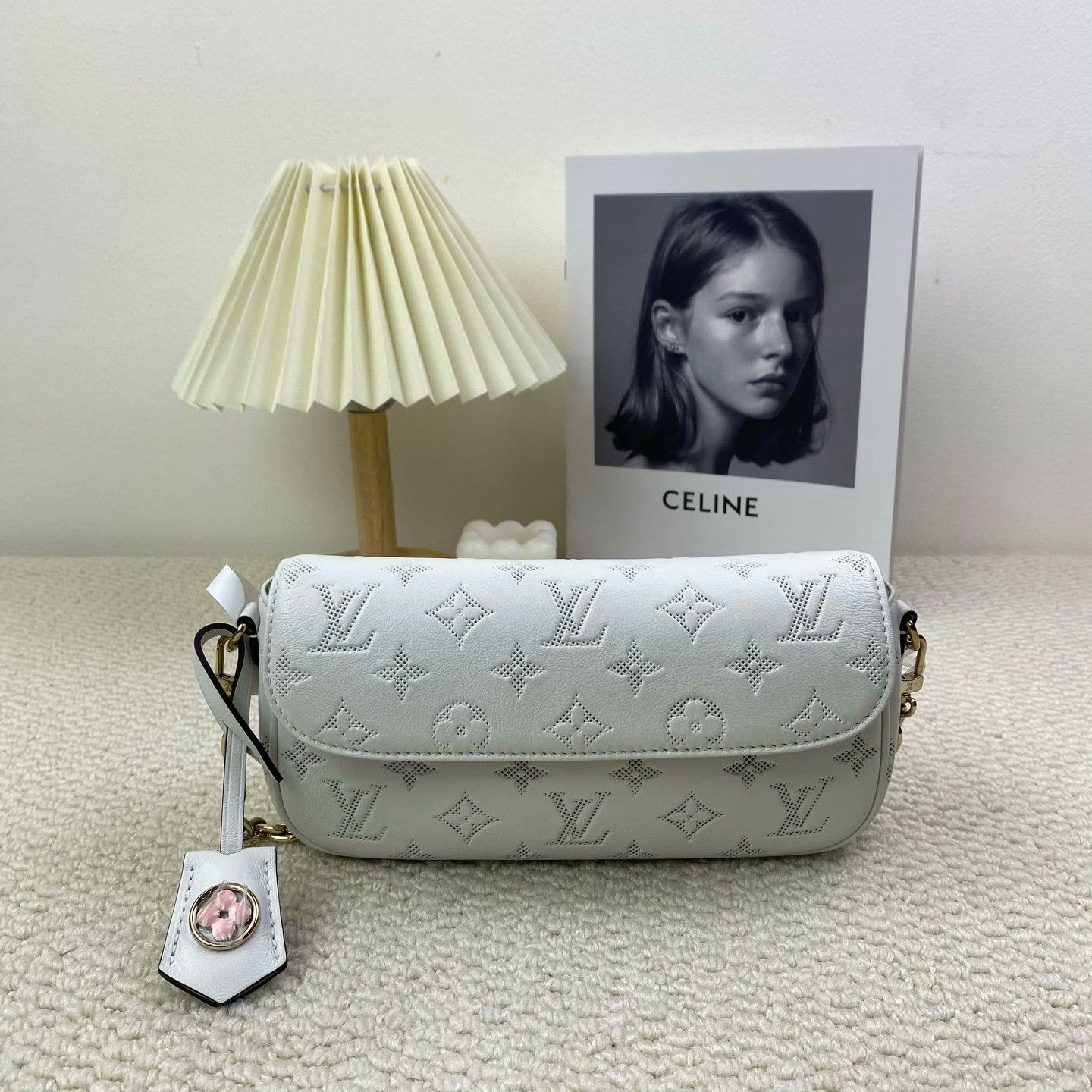 Louis Vuitton Louis Vuitton Shoulder Bag OS Women Size ONE SIZE - 1 Thumbnail