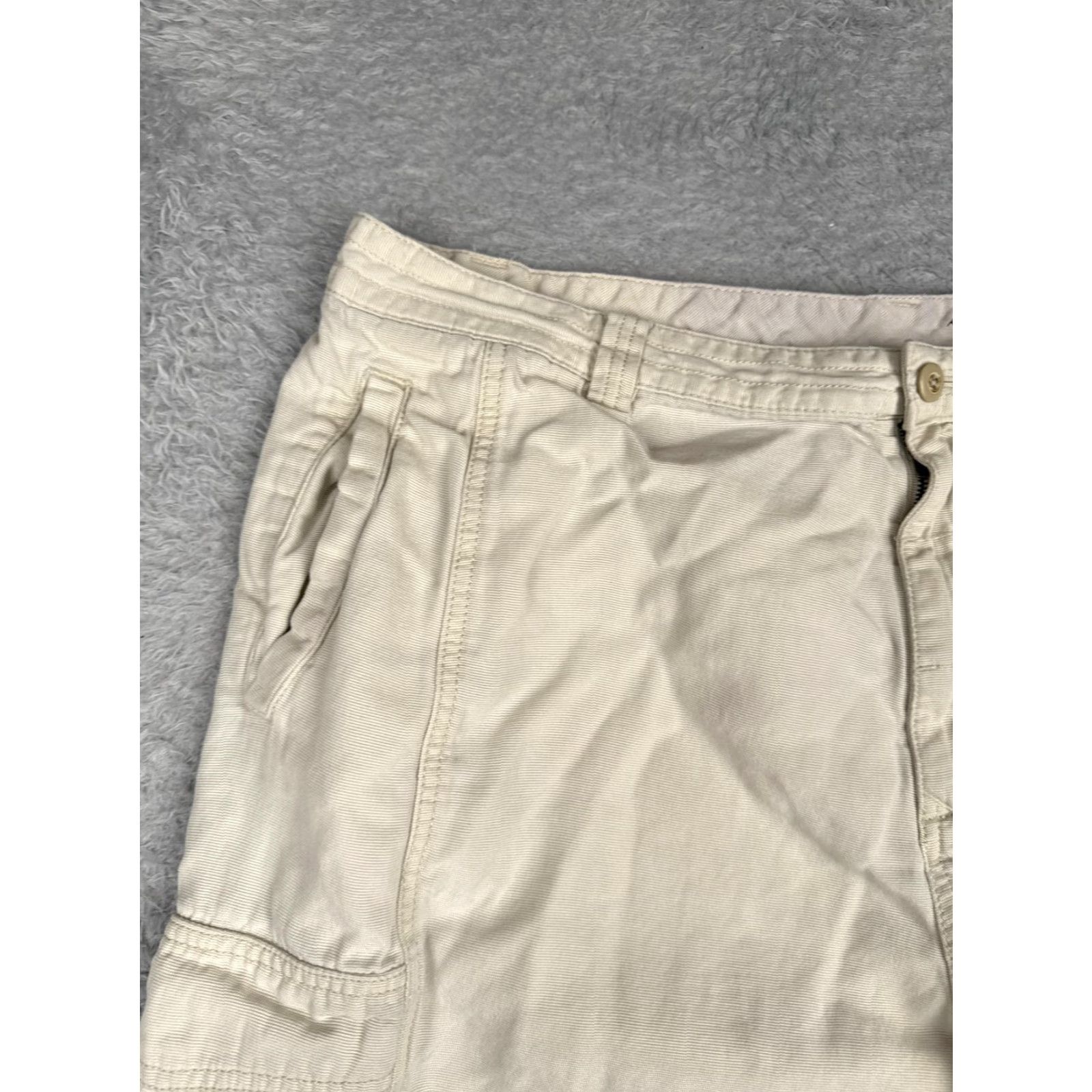 Tommy Bahama Tommy Bahama Shorts Men 40 Khaki Relax Cargo Pockets Zip Fly Tencel Blend Casual Size US 40 / EU 56 - 4 Thumbnail