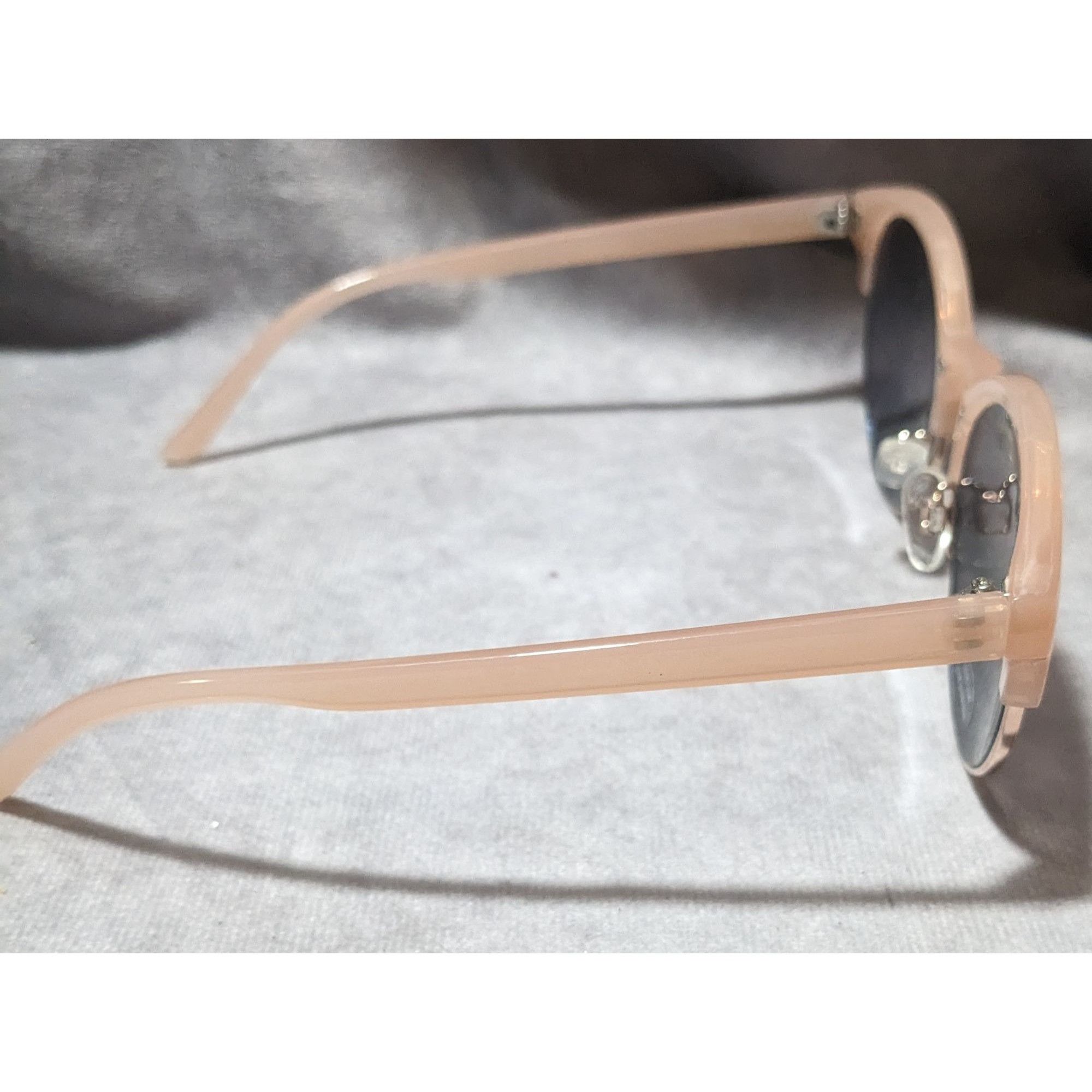 Old Navy Old Navy Pink Half Frame Mirror Sunglasses Size ONE SIZE - 2 Thumbnail