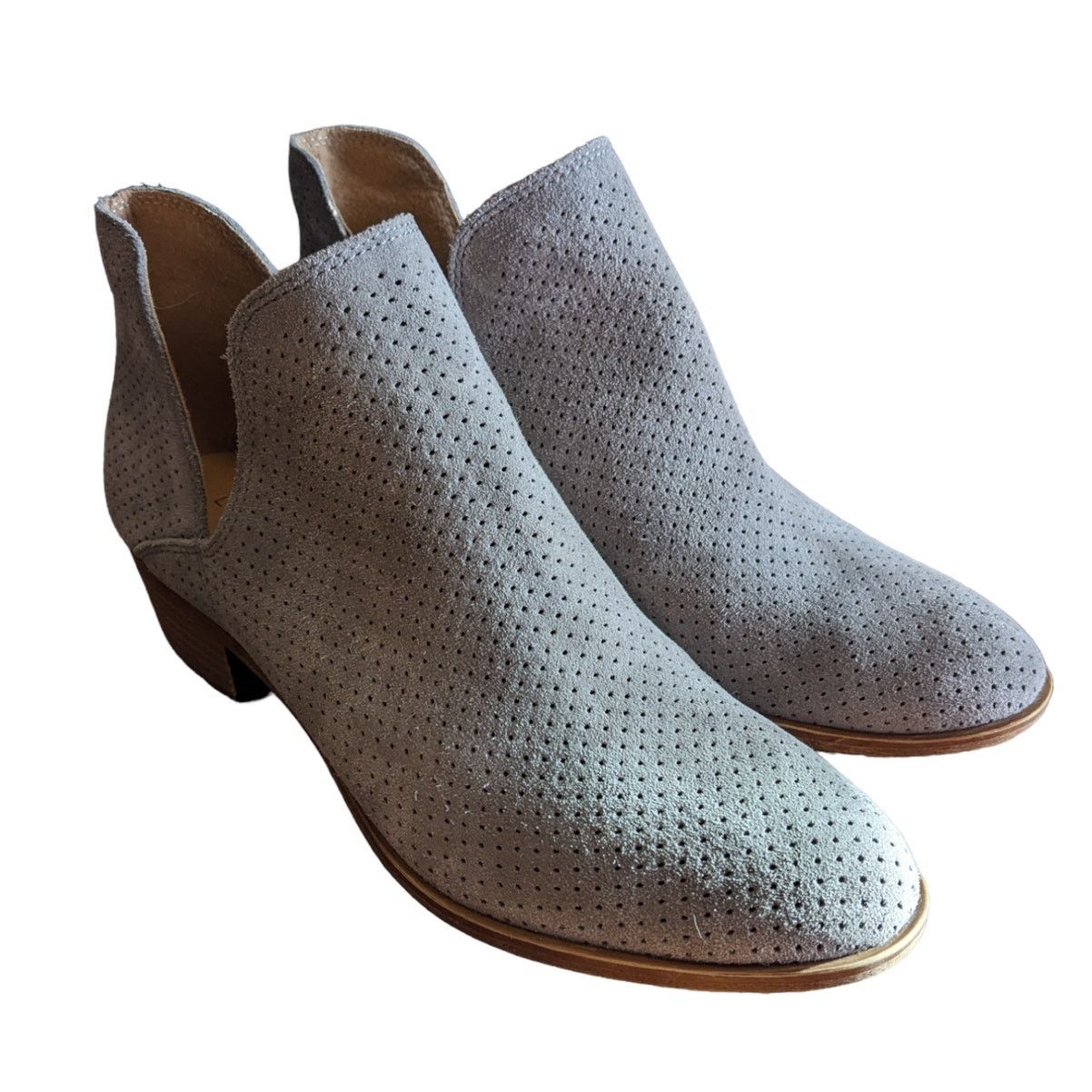 Lucky Brand Lucky Brand Baley Ankle Perforated Gray Suede Booties Size US 7.5 / IT 37.5 - 2 Thumbnail