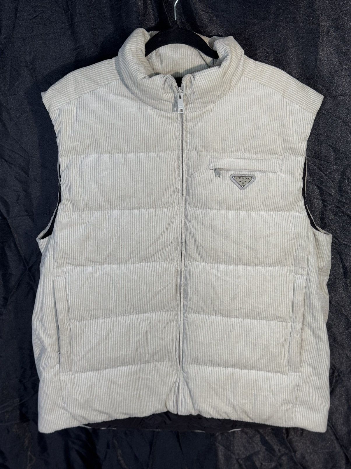 Prada Beige Prada corduroy vest Size US L / EU 52-54 / 3 - 1 Thumbnail
