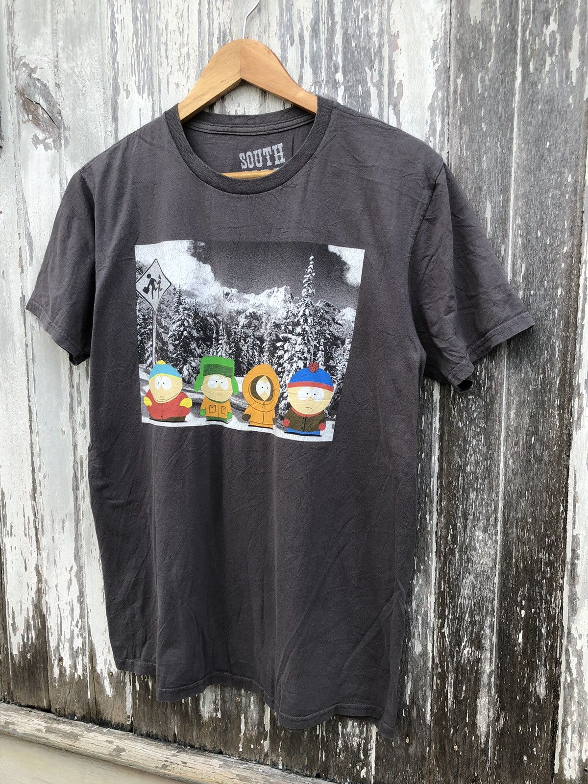 Anime × Vintage South Park Bus Stop Character Comedy Tshirts Size US M / EU 48-50 / 2 - 4 Thumbnail