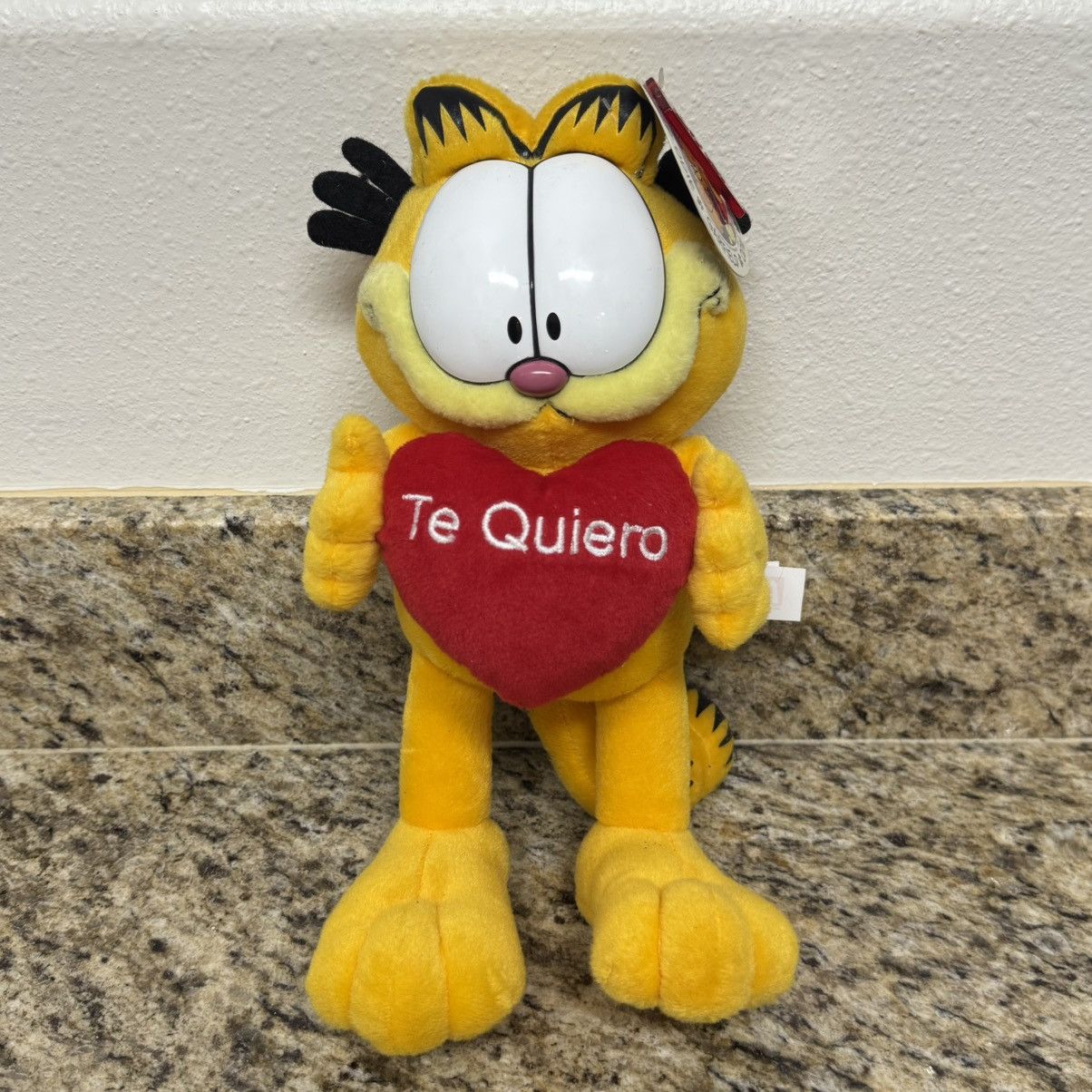Vintage Vintage Garfield Te Quiero” 12" Spanish Valentines Day Plush Size ONE SIZE - 1 Thumbnail