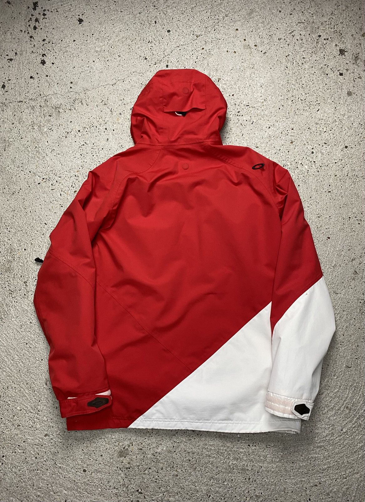 Oakley Oakley ski jacket red white gorpcore skiing winter Size US S / EU 44-46 / 1 - 2 Thumbnail