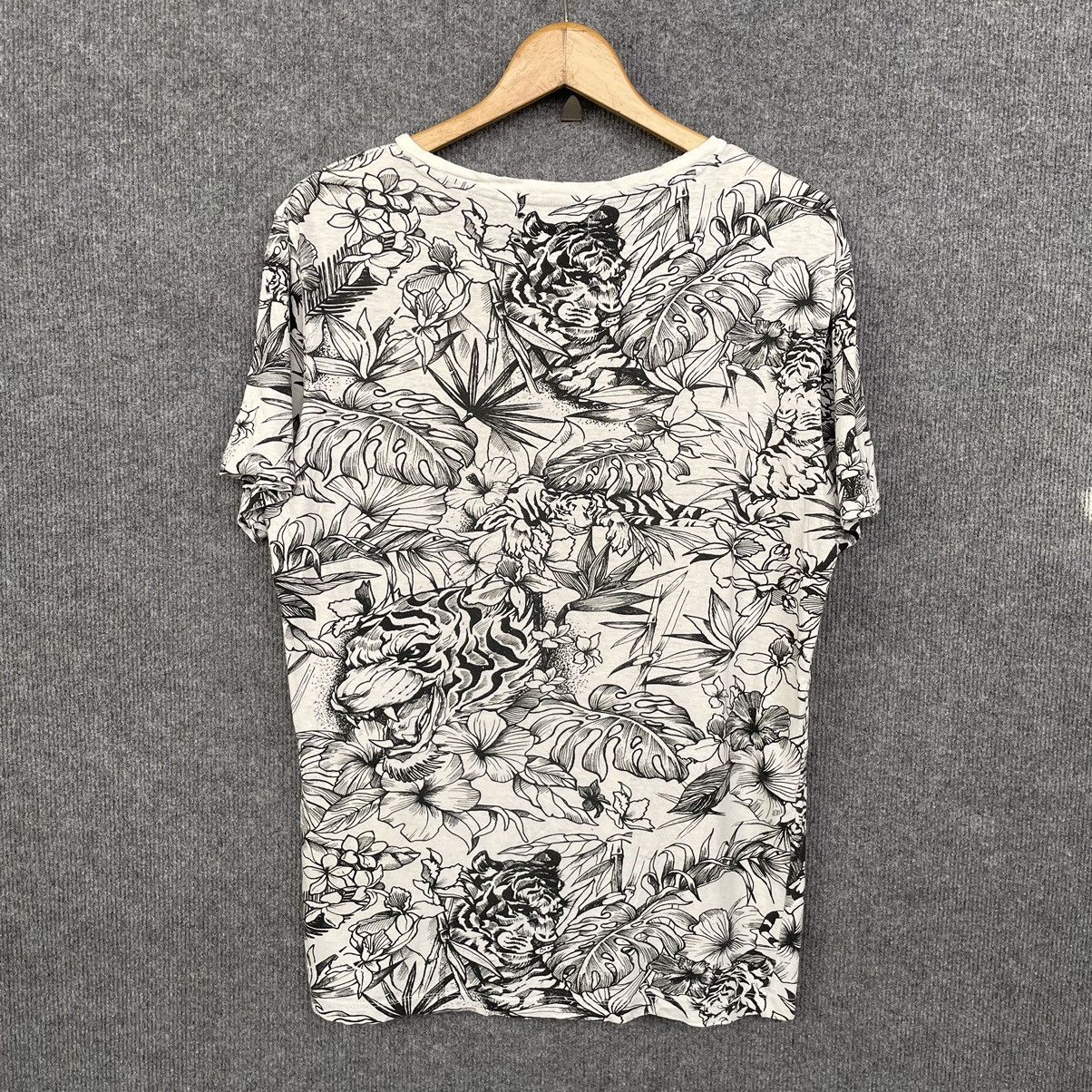 Affliction × Bershka × Ed Hardy Y2K Bershka AOP Affliction Ed Hardy Style T Shirt Size US M / EU 48-50 / 2 - 4 Thumbnail