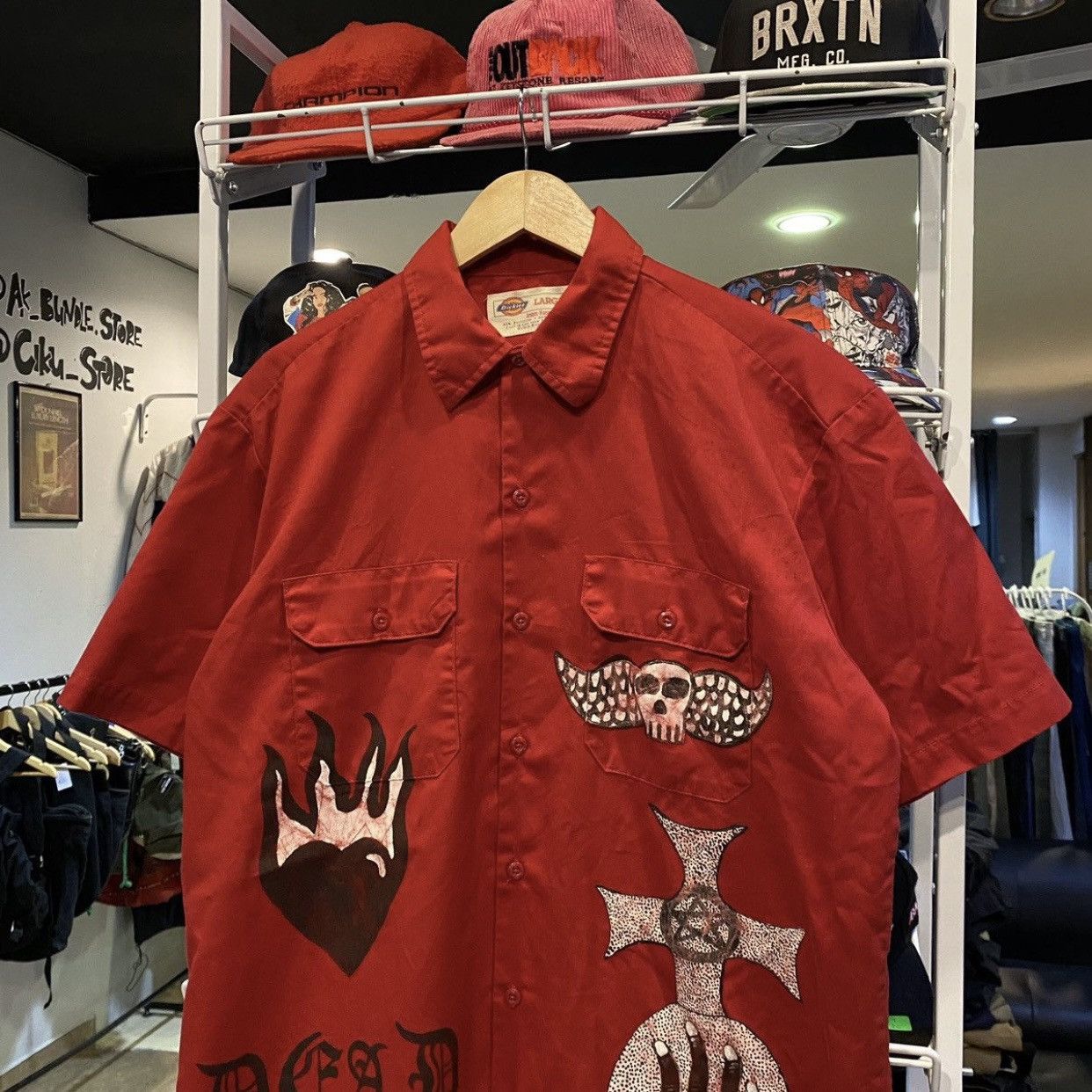 Dickies Vintage Dickies Red Custom Made Hardcore Design Shirt Pocket Size US L / EU 52-54 / 3 - 3 Thumbnail