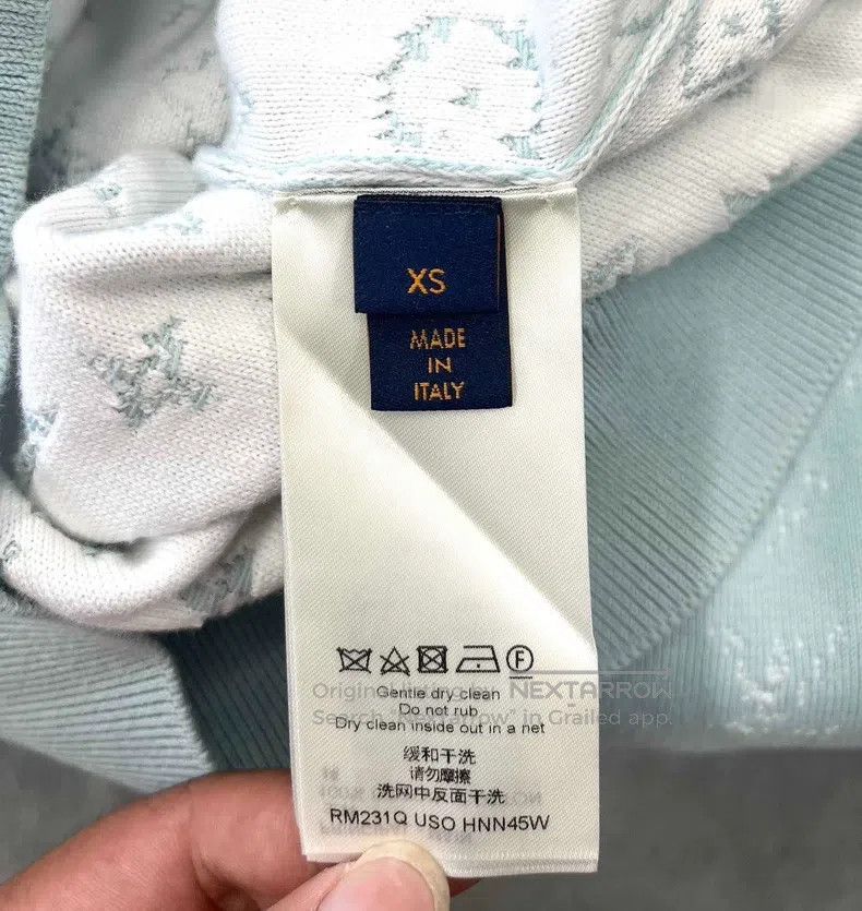 Louis Vuitton Louis Vuitton Blue gradient presbyopic full logo hoodie Size US XS / EU 42 / 0 - 3 Thumbnail