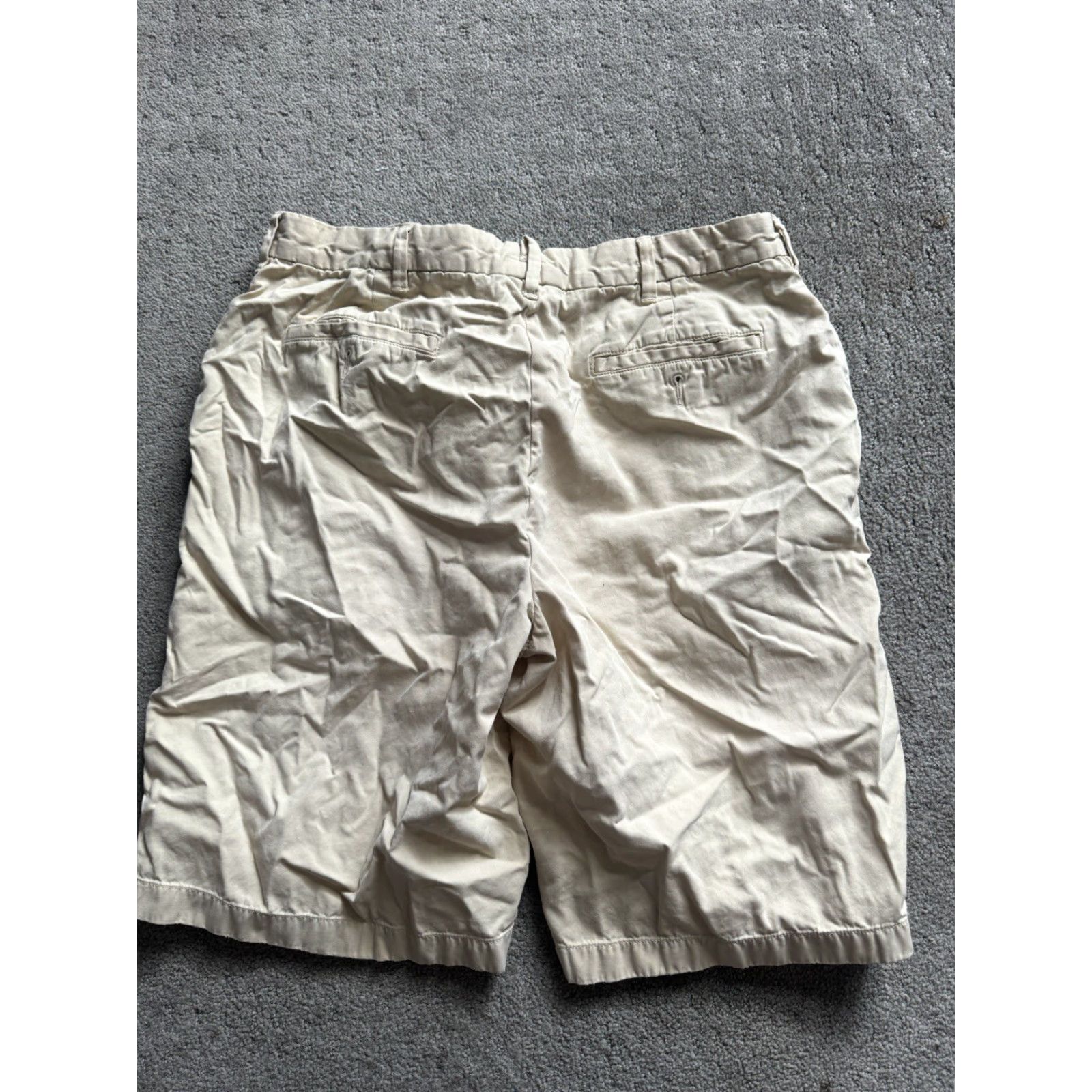 Lands' End Lands' End Chino Shorts Mens 34 Flat Front 9" Inseam Beige Cotton Twill Pockets Regular Rise 34 Waist Mens Body (N/A not used) Size US 34 / EU 50 - 3 Thumbnail