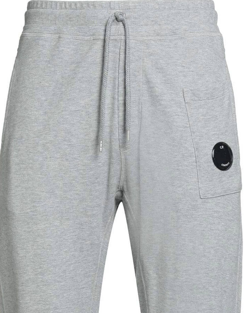 C.P. Company BNWT C.P. COMPANY JOGGERS XXL SIZE 38 Size US 38 / EU 54 - 1 Thumbnail