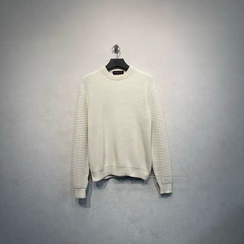 Louis Vuitton Louis Vuitton Back jacquard logo knit sweater Size US M / EU 48-50 / 2 - 2 Thumbnail