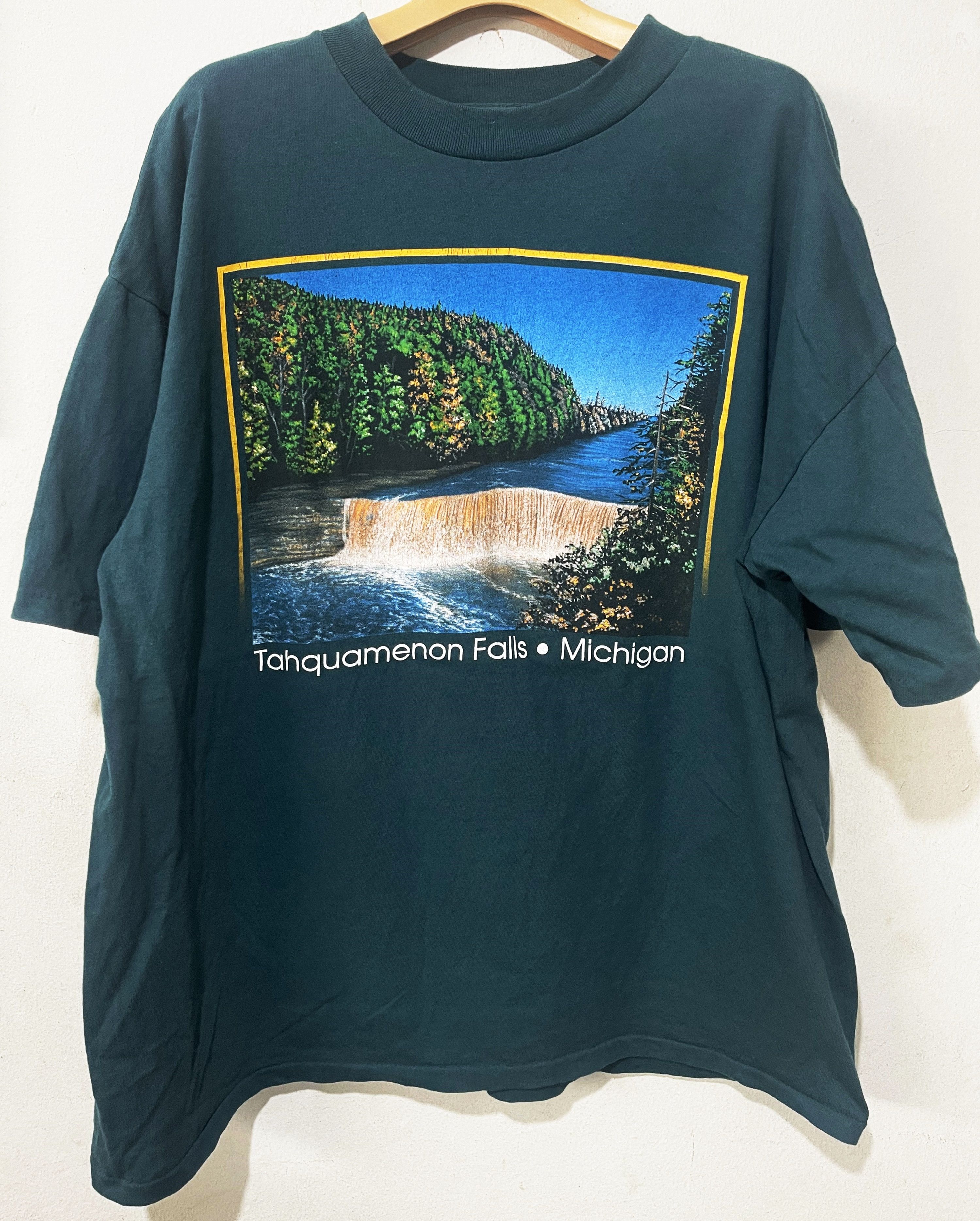 Vintage Vintage 90s Tahquamenon Falls Michigan Shirt Size US XL / EU 56 / 4 - 1 Thumbnail
