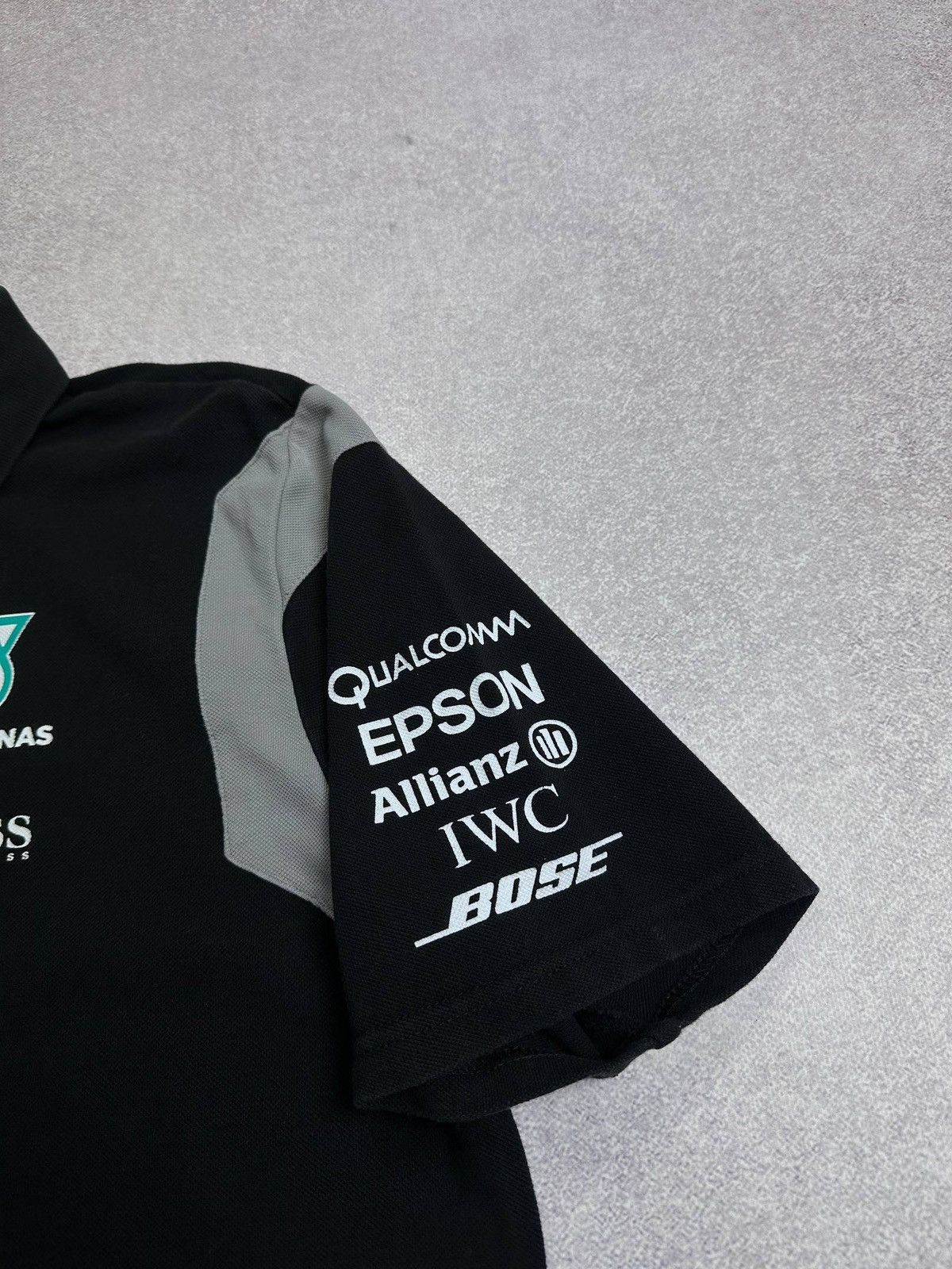 Mercedes-Benz Vintage Mercedes AMG Petronas Racing F-1 Polo Shirt L Size US L / EU 52-54 / 3 - 5 Thumbnail