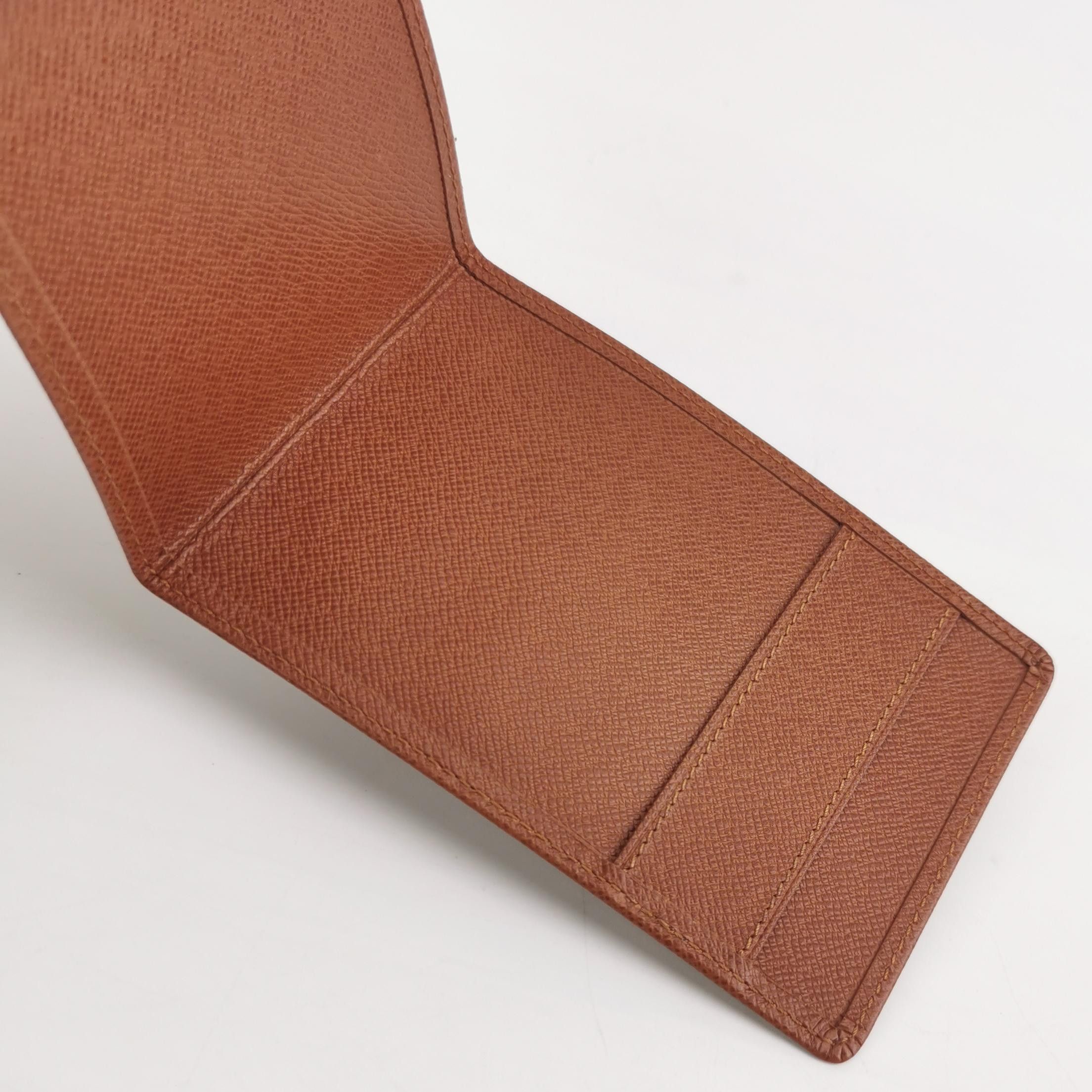 Louis Vuitton Louis Vuitton (LV) Cowhide Solid Color Litchi Pattern Secon Size ONE SIZE - 2 Thumbnail
